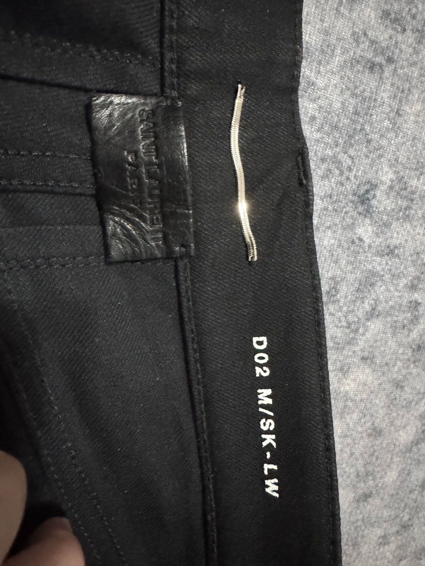 Saint Laurent Paris Authentic Saint Laurent SLP15FW Black Basic Denim Jeans Size US 29 - 7 Thumbnail
