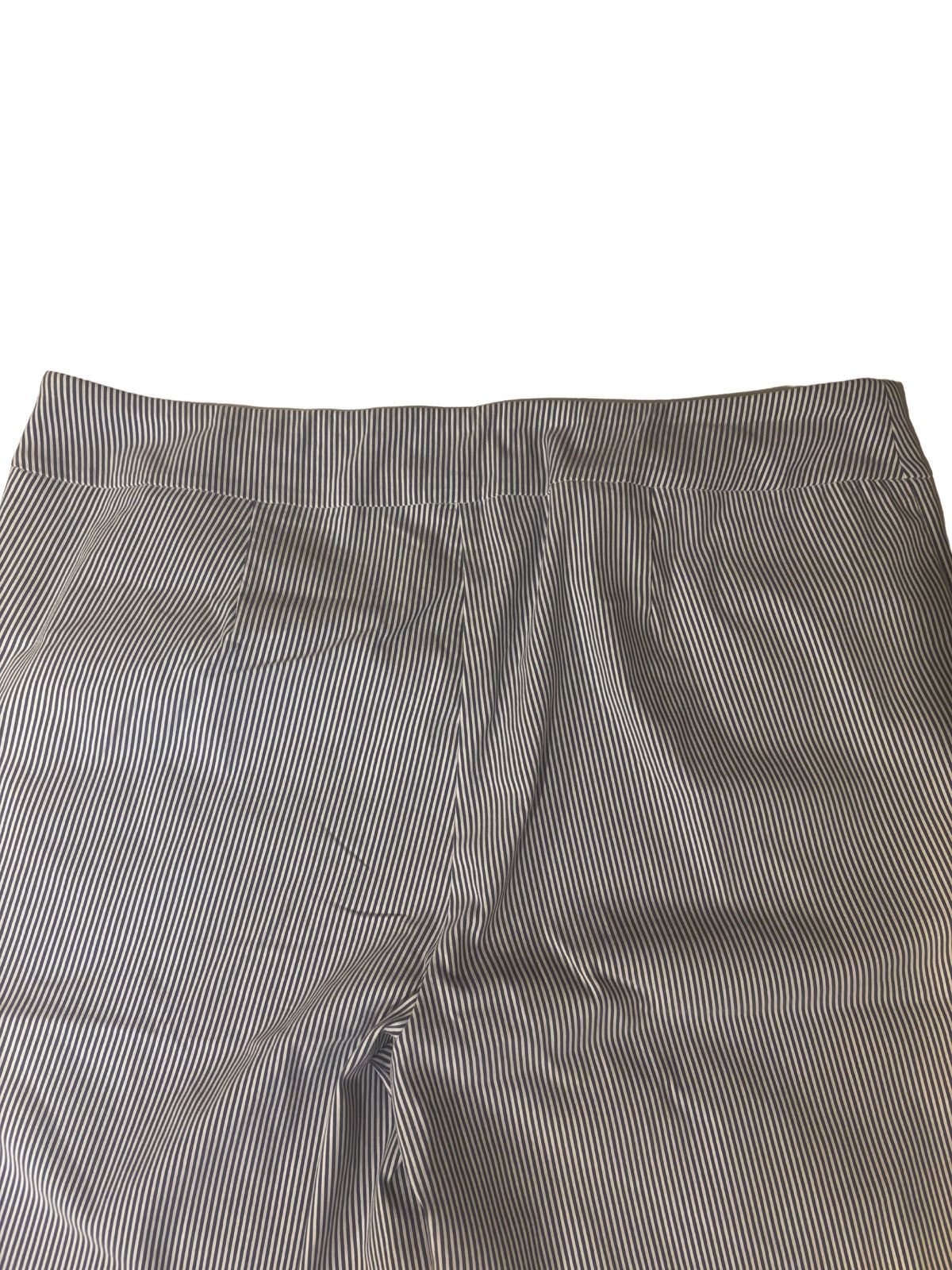 Other Women’s striped Crop Pants.wp4082 Size 42" / US 20 - 8 Thumbnail
