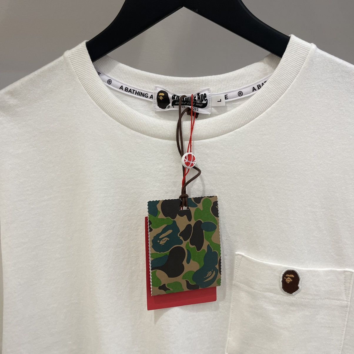 Bape Bape A Bathing Ape Head One Point Pocket Tee Size US L / EU 52-54 / 3 - 3 Thumbnail