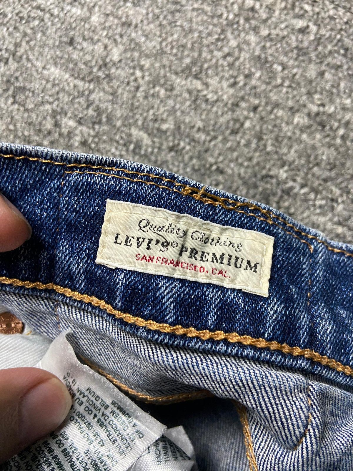 Levi's Levis Strauss Co. 502 Distressed Jeans (158) Size US 31 - 4 Thumbnail