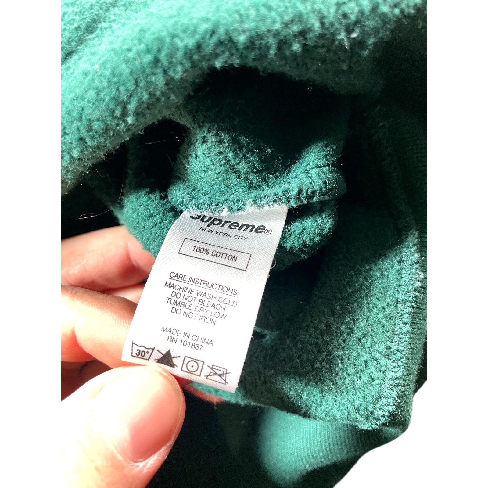 Supreme Supreme Green & Red Hoodie Size US L / EU 52-54 / 3 - 2 Thumbnail