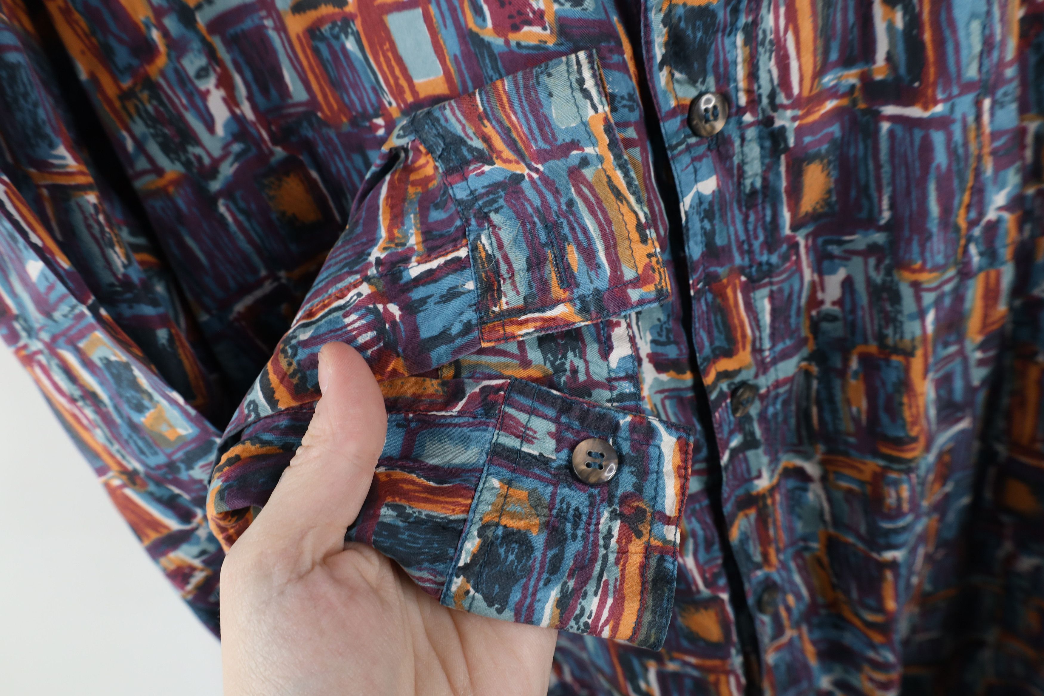 Vintage Vintage 90s Streetwear Abstract Silk Collared Button Shirt Size US L / EU 52-54 / 3 - 4 Thumbnail