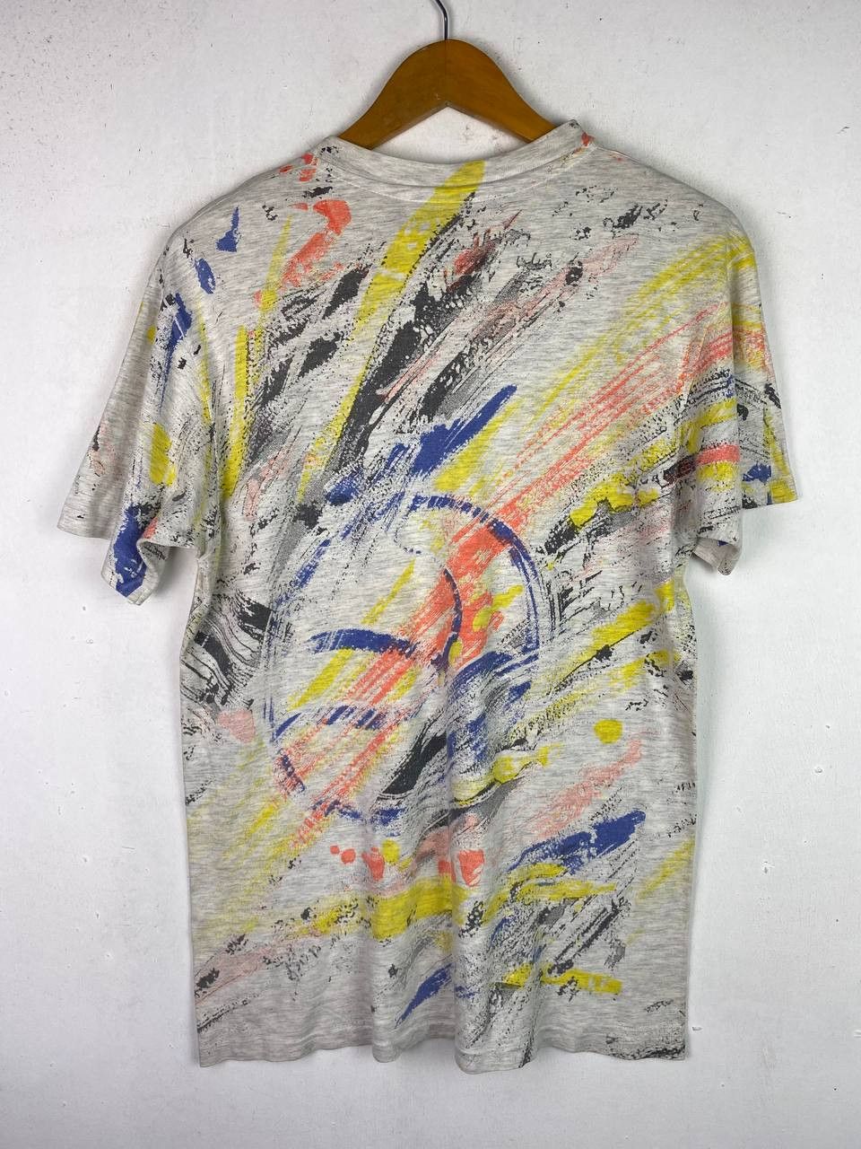 Vintage vintage 90s basketball all over print tee nice design Size US M / EU 48-50 / 2 - 7 Thumbnail