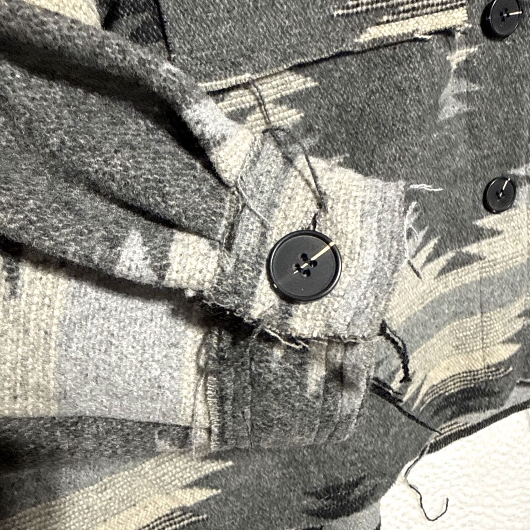 Vintage VEVERET Shacket Jacket Women 2XL Gray Southwestern Oversized Distress Hi Low Hem Cowboy Cowboy Southwestern Shacket Womens 2XL Gray VEVERET Size XXL / US 16-18 / IT 52-54 - 2 Thumbnail