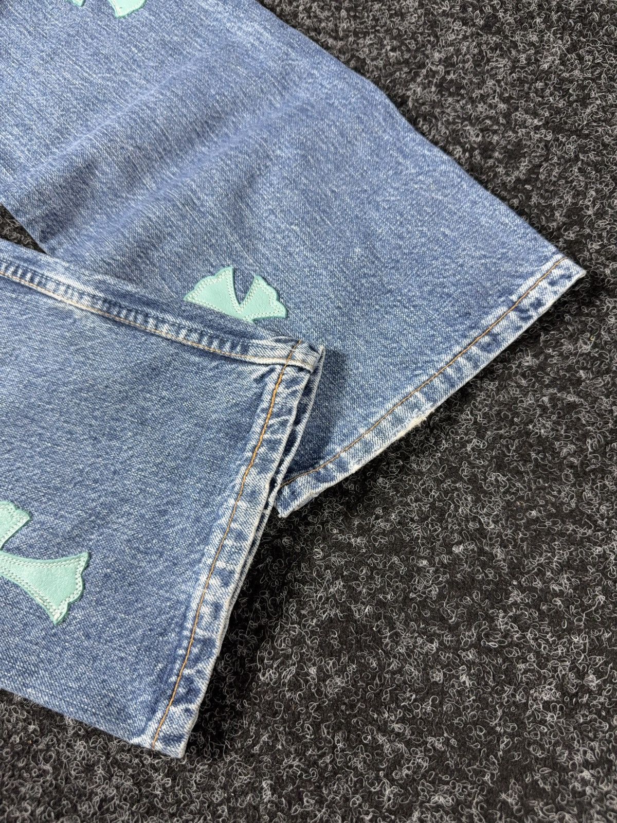 Levi's Vintage💥 90s ‼️Custom Chrome Hearts Style Cross Denim Jeans Size US 32 / EU 48 - 15 Thumbnail