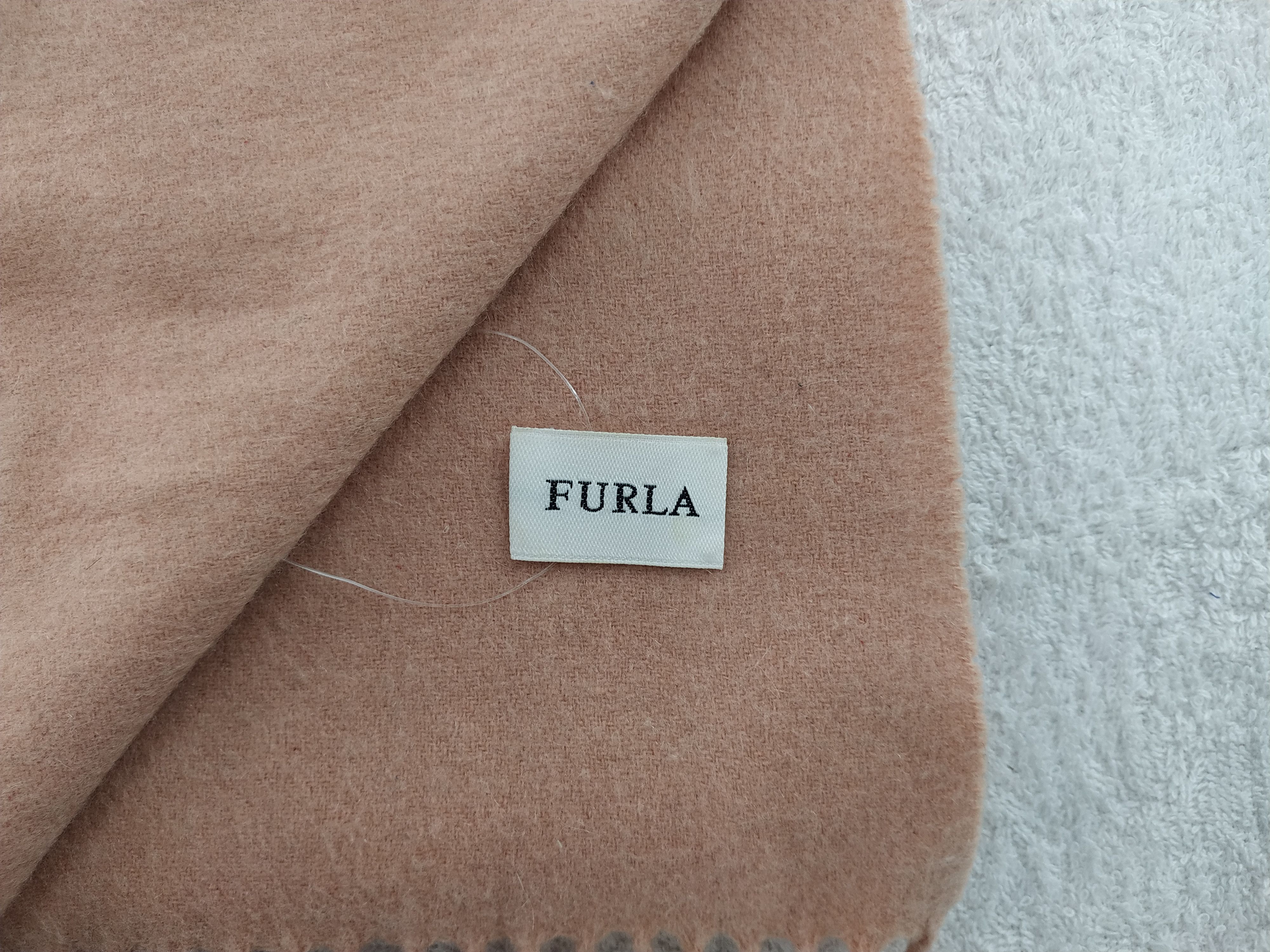 Furla Vintage Furla Scarf/Muffler/Neckwear MF412 Size ONE SIZE - 5 Thumbnail