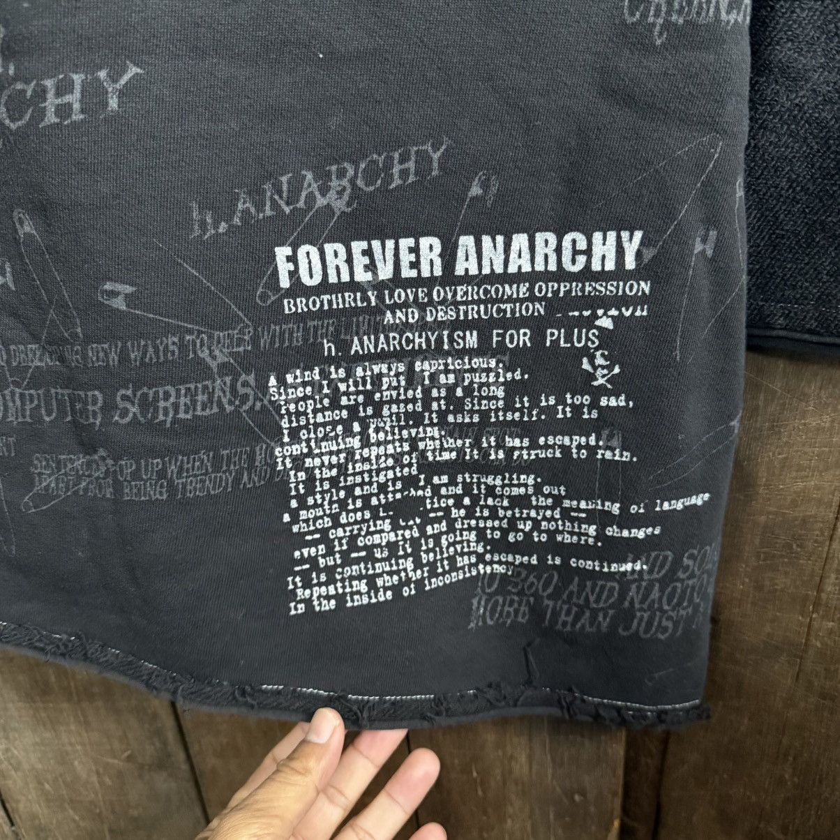 Le Grande Bleu (L.G.B.) Forever Anarchy Punk Sweatshirt Size US S / EU 44-46 / 1 - 7 Thumbnail