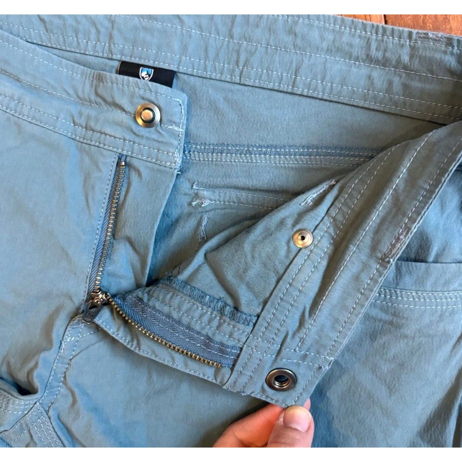 Vintage Kuhl Womens Splash Cargo Hiking Shorts Blue Cotton Stretch Size 8 10" inseam Size 30" / US 8 / IT 44 - 6 Thumbnail
