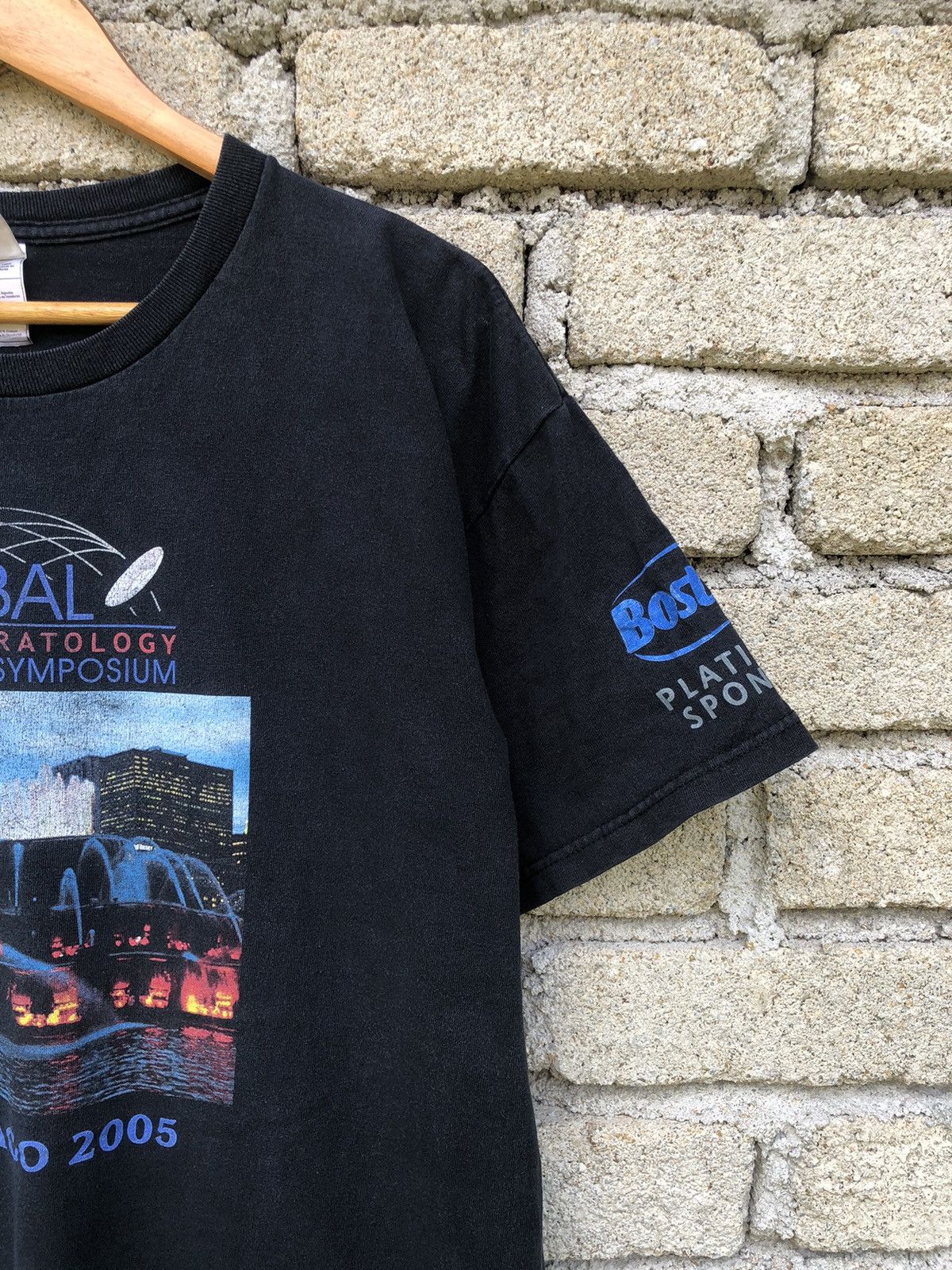 Vintage Vintage Y2K Global Orhokeratology Symposium Chicago 2005 Tee Size US XL / EU 56 / 4 - 7 Thumbnail