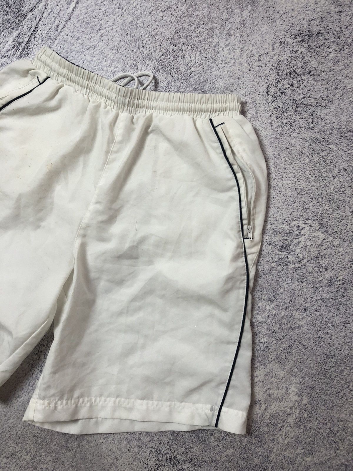 Umbro Vintage short Umbro Size US 32 / EU 48 - 2 Thumbnail