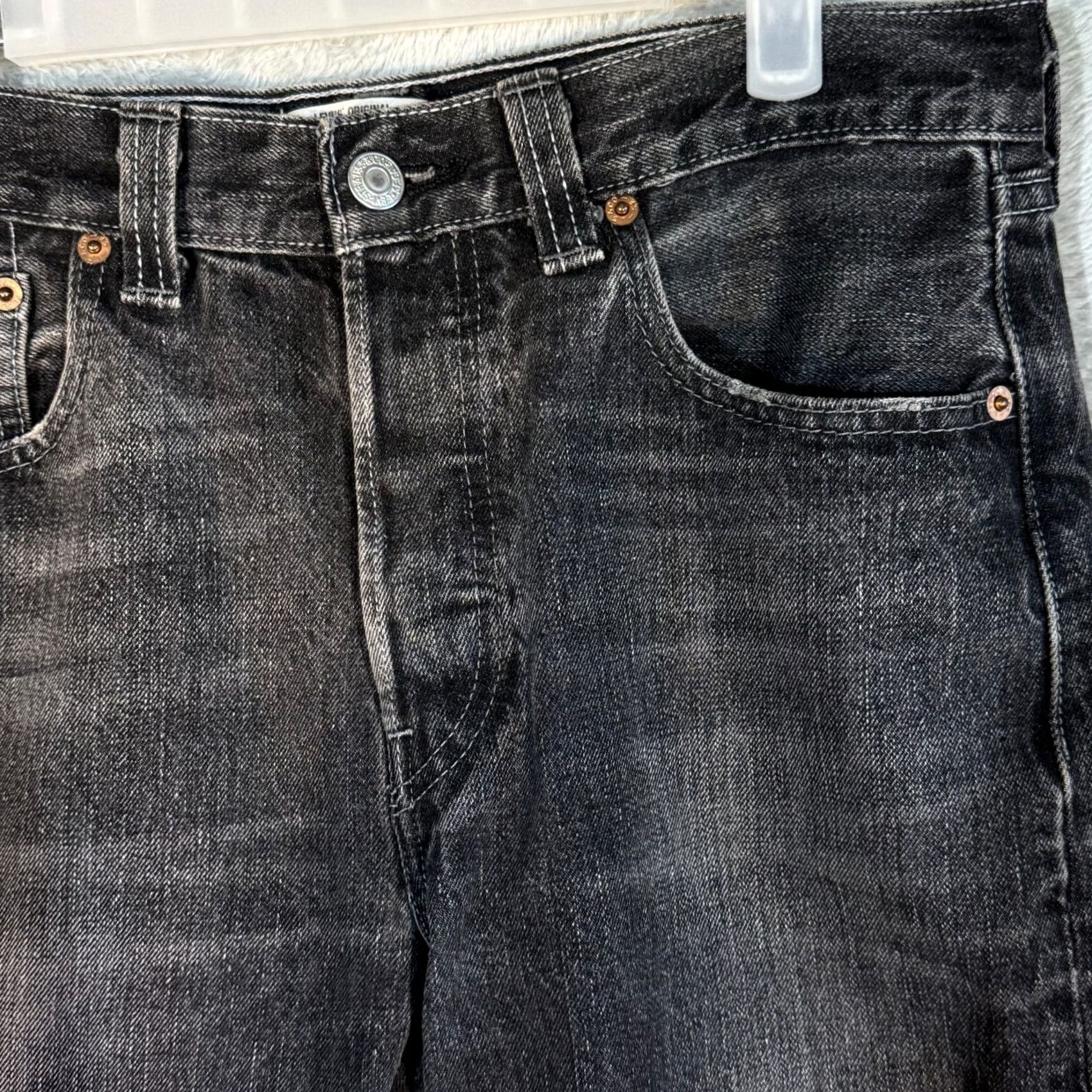Levi's Levi’s 501 Jeans Men’s 29x32 Black Denim Button Fly Straight Leg Regular Denim Jeans Womens? Size US 29 - 4 Thumbnail