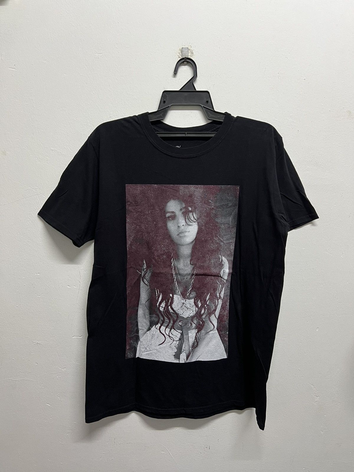 Band Tees Amy Winehouse Rehab Tee Size US L / EU 52-54 / 3 - 1 Thumbnail