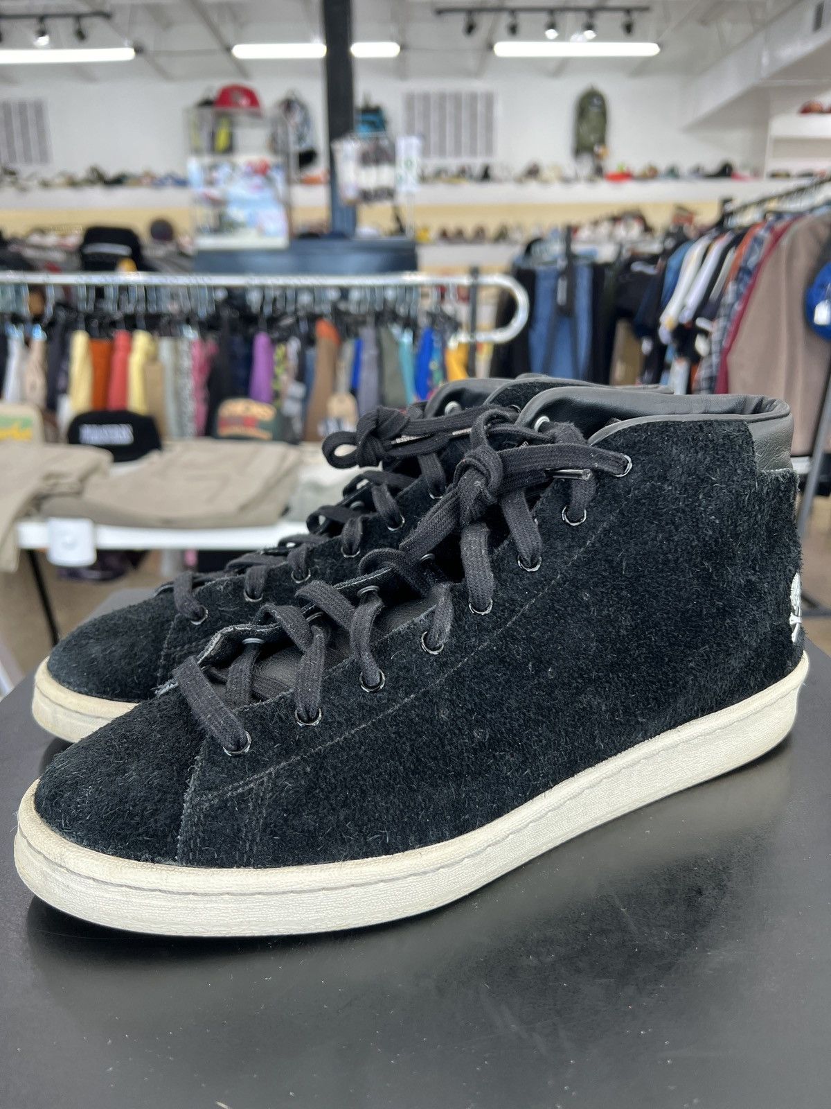 Adidas × Neighborhood × Undefeated Adidas Official Mid 80s Neighborhood x Undefeated Sz. 11.5 Size US 11.5 / EU 44-45 - 1 Thumbnail