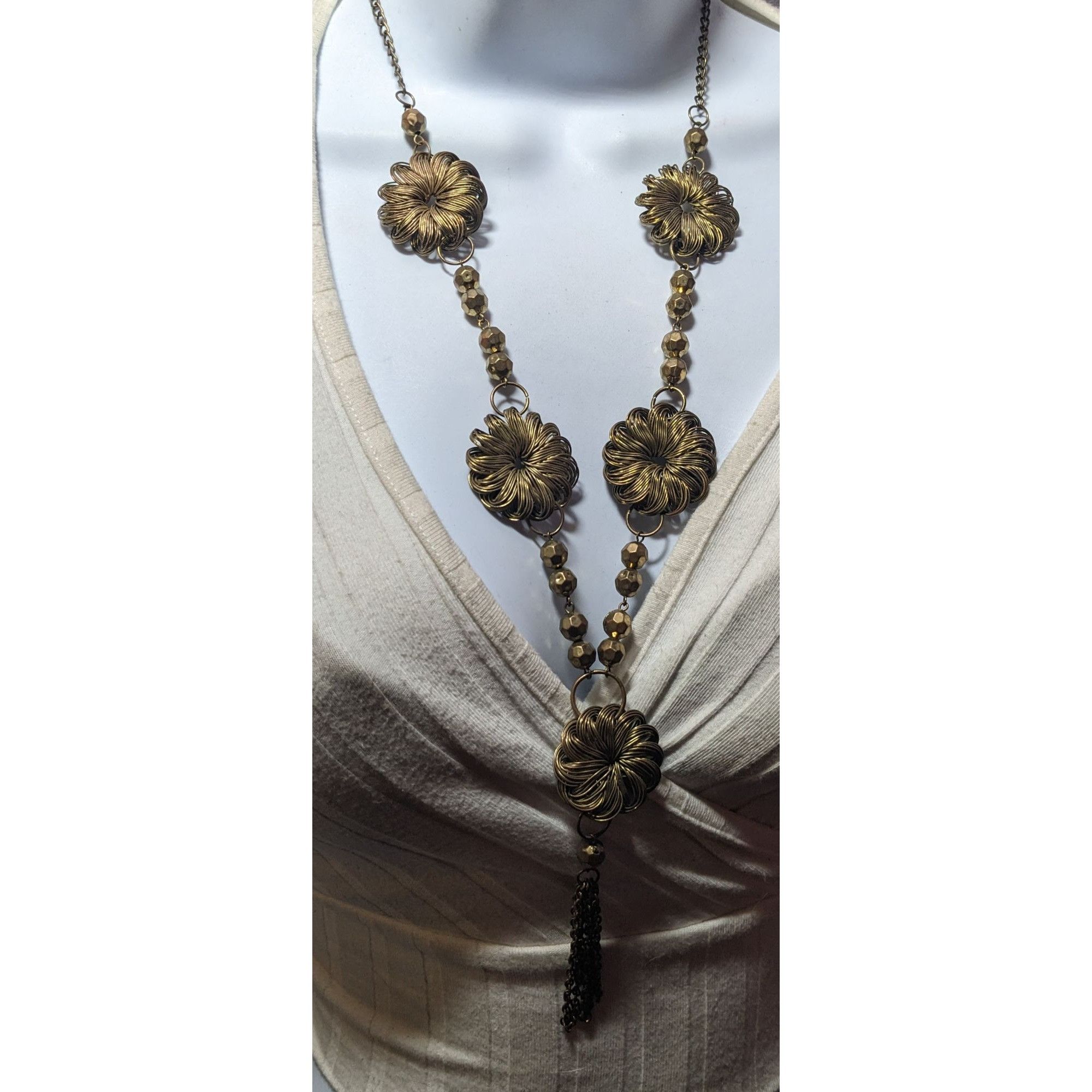 Other Vintage Wire Wrap Gold tone Floral Beaded Tassel Necklace Size ONE SIZE - 8 Thumbnail