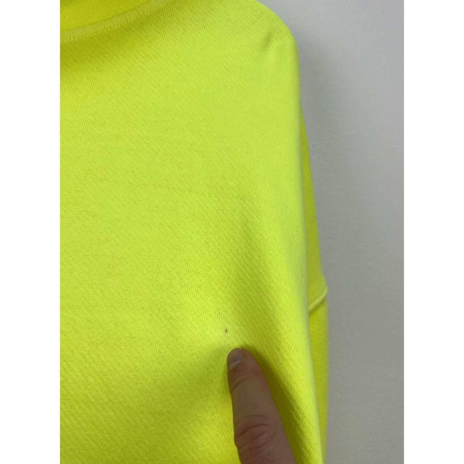 Acne Studios ACNE STUDIOS Hoodie Neon Green Size M Vintage Fest 2019 Men Pullover Long Sleeve Hoodie Neon Green Size US M / EU 48-50 / 2 - 6 Thumbnail