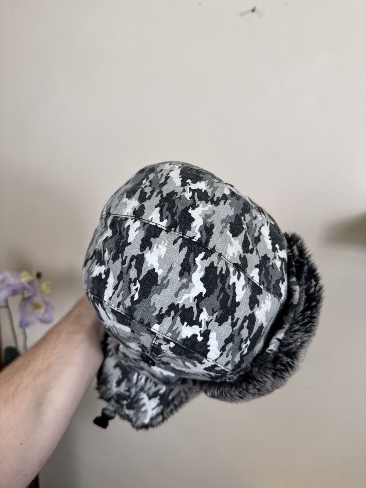 No Fear No Fear Ushanka Mohair Fuzzy Paint Hat Camo Crazy Y2K Winter Size ONE SIZE - 9 Thumbnail
