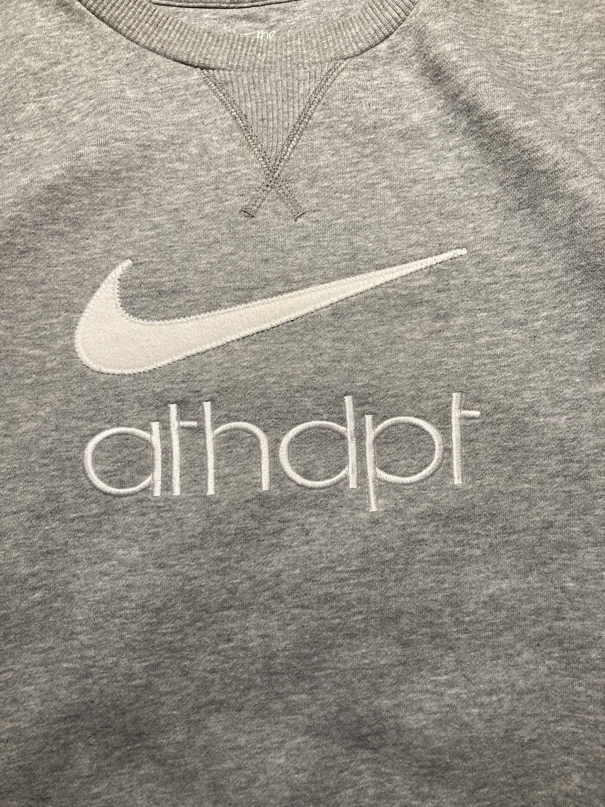 Nike × Vintage ⛩️ Vintage Nike Athletic basic Big Logo Sweatshirt Boxy 2k Size US L / EU 52-54 / 3 - 2 Thumbnail