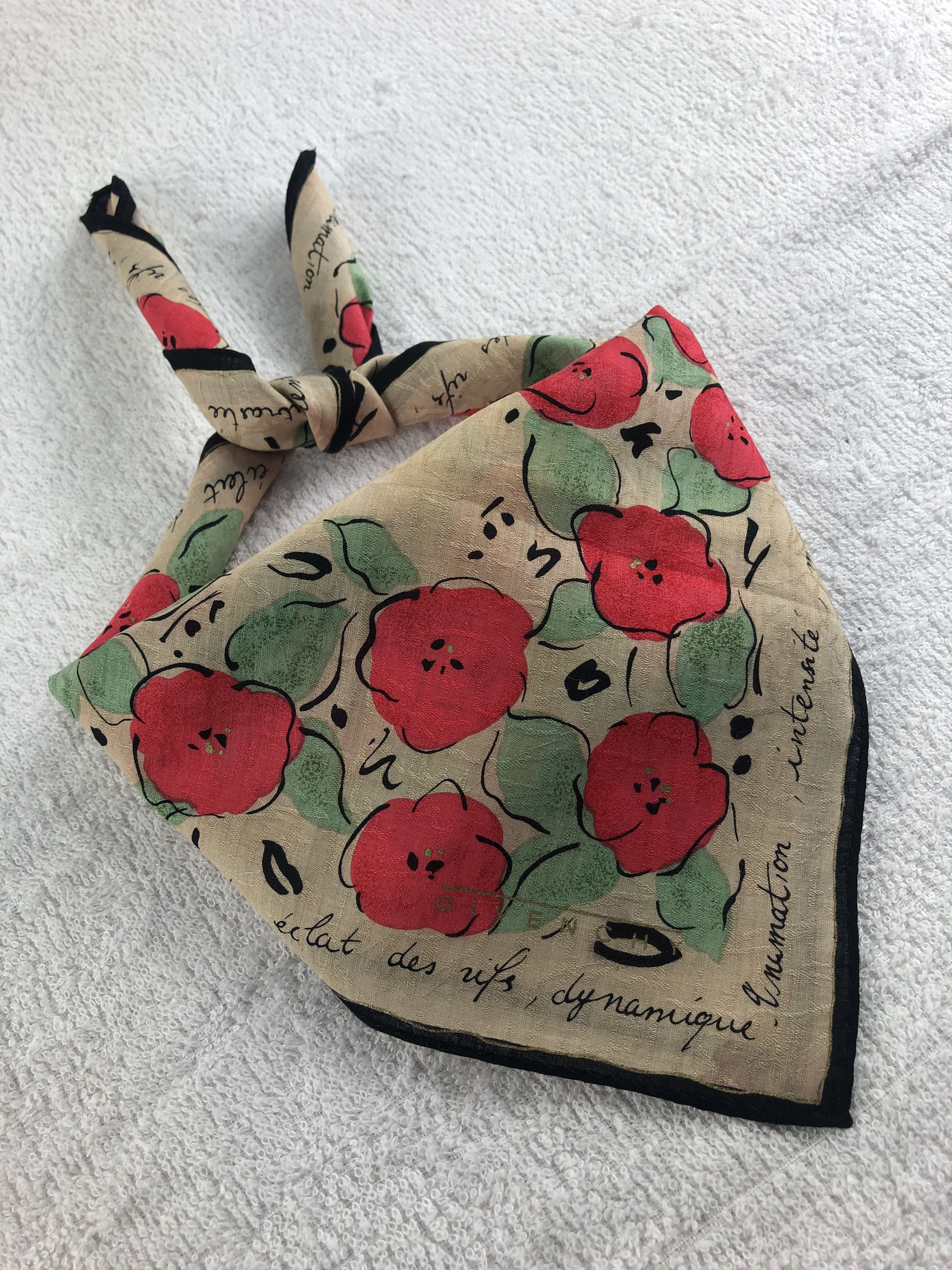 Vintage Givenchy Handkerchief / Bandana / Neckerchief C234 Size ONE SIZE - 2 Thumbnail