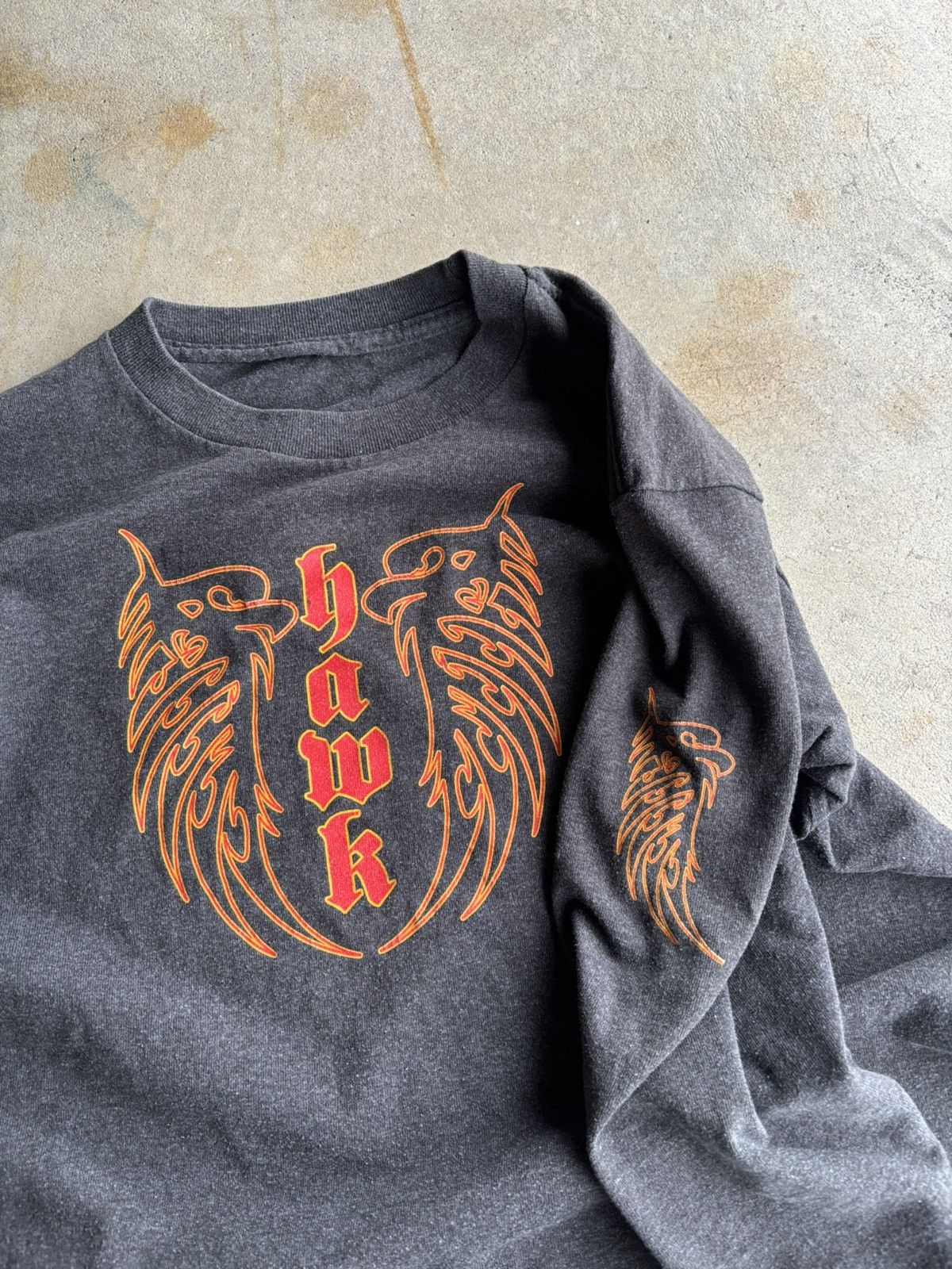 Tony Hawk × Vintage Crazy 90s Tony Hawk Boxy Skater Flame Eagle Lomgsleeve Size US M / EU 48-50 / 2 - 5 Thumbnail