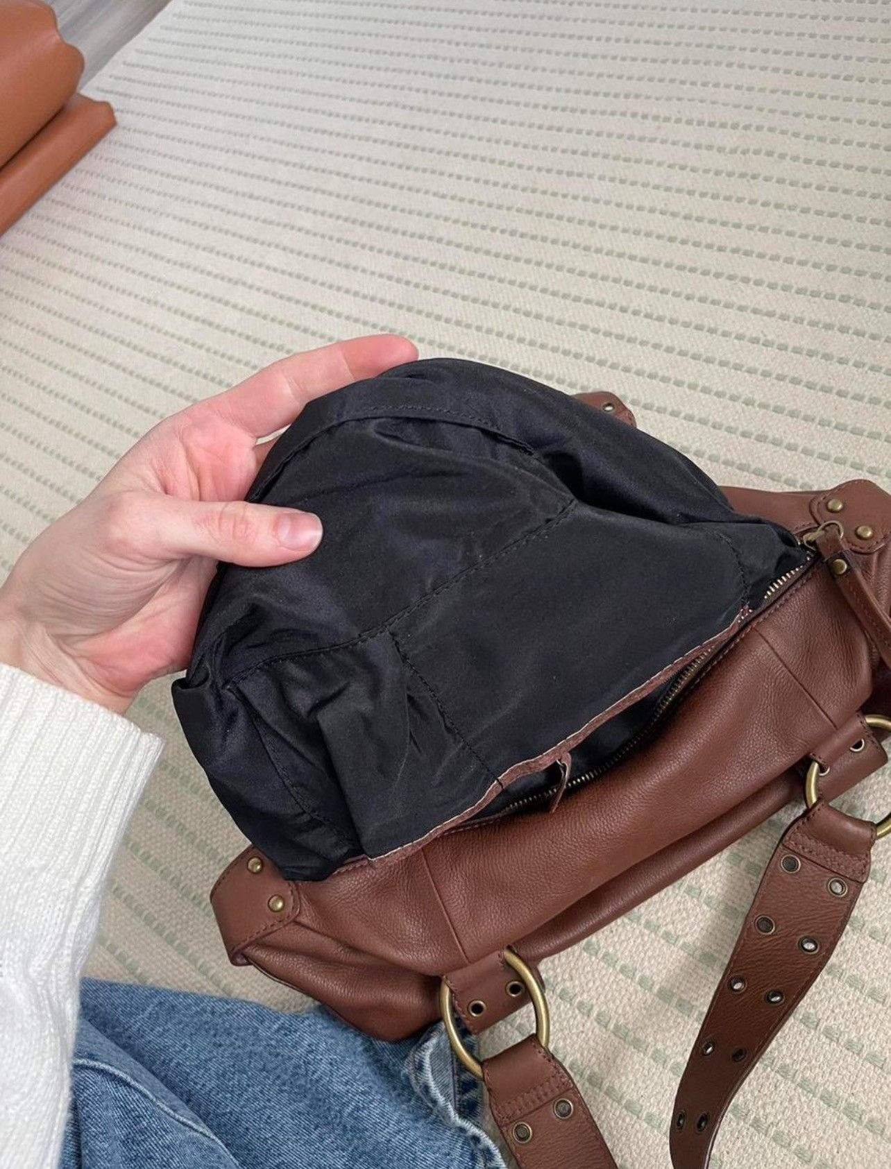 Vintage leather Alfani bag purse