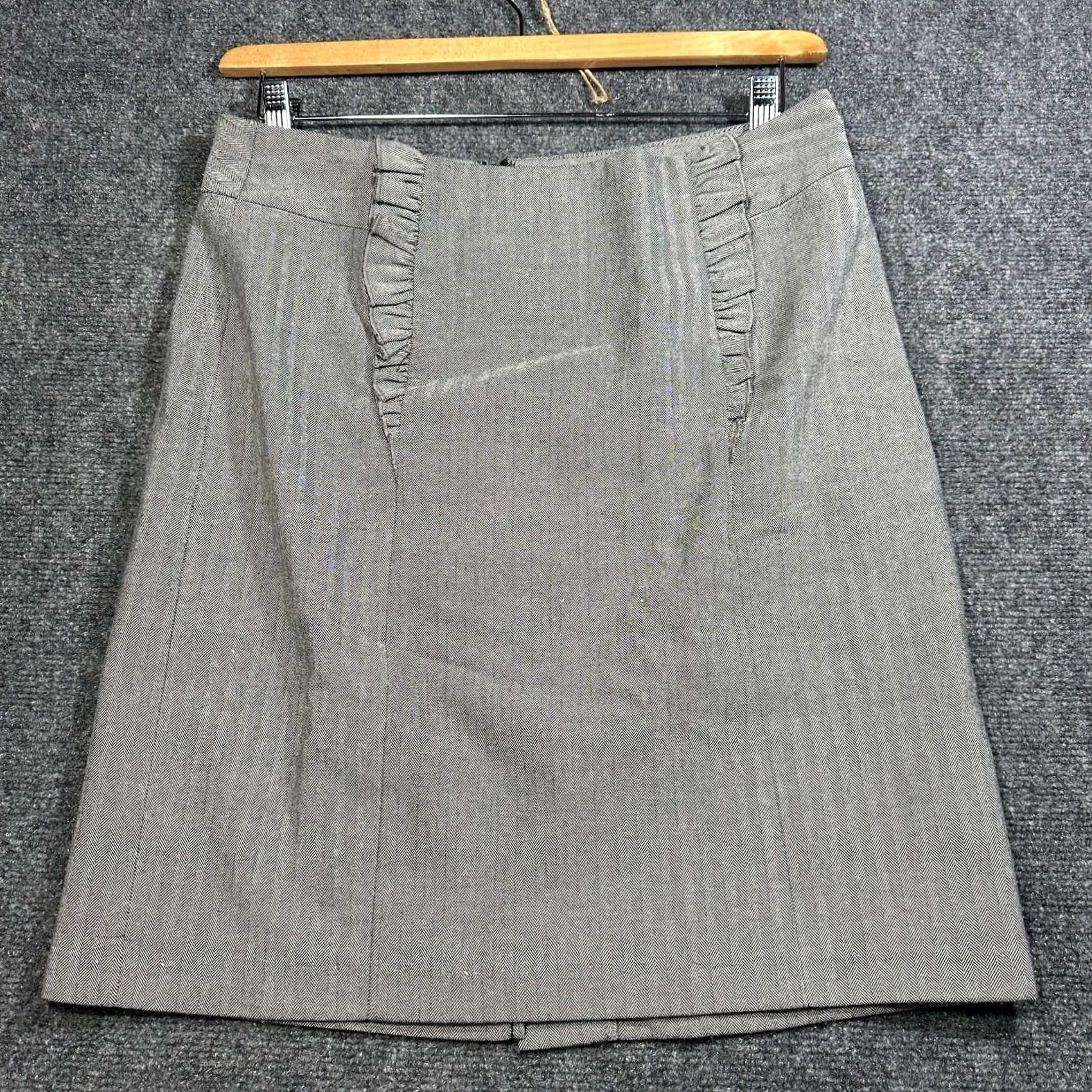 Banana Republic Banana Republic Skirt Womens 10 Gray Stretch Pencil Vent Back Zip Career Dressy Business Office Wearable Modern Classic Knee Length Womens Size 32" / US 10 / IT 46 - 2 Thumbnail