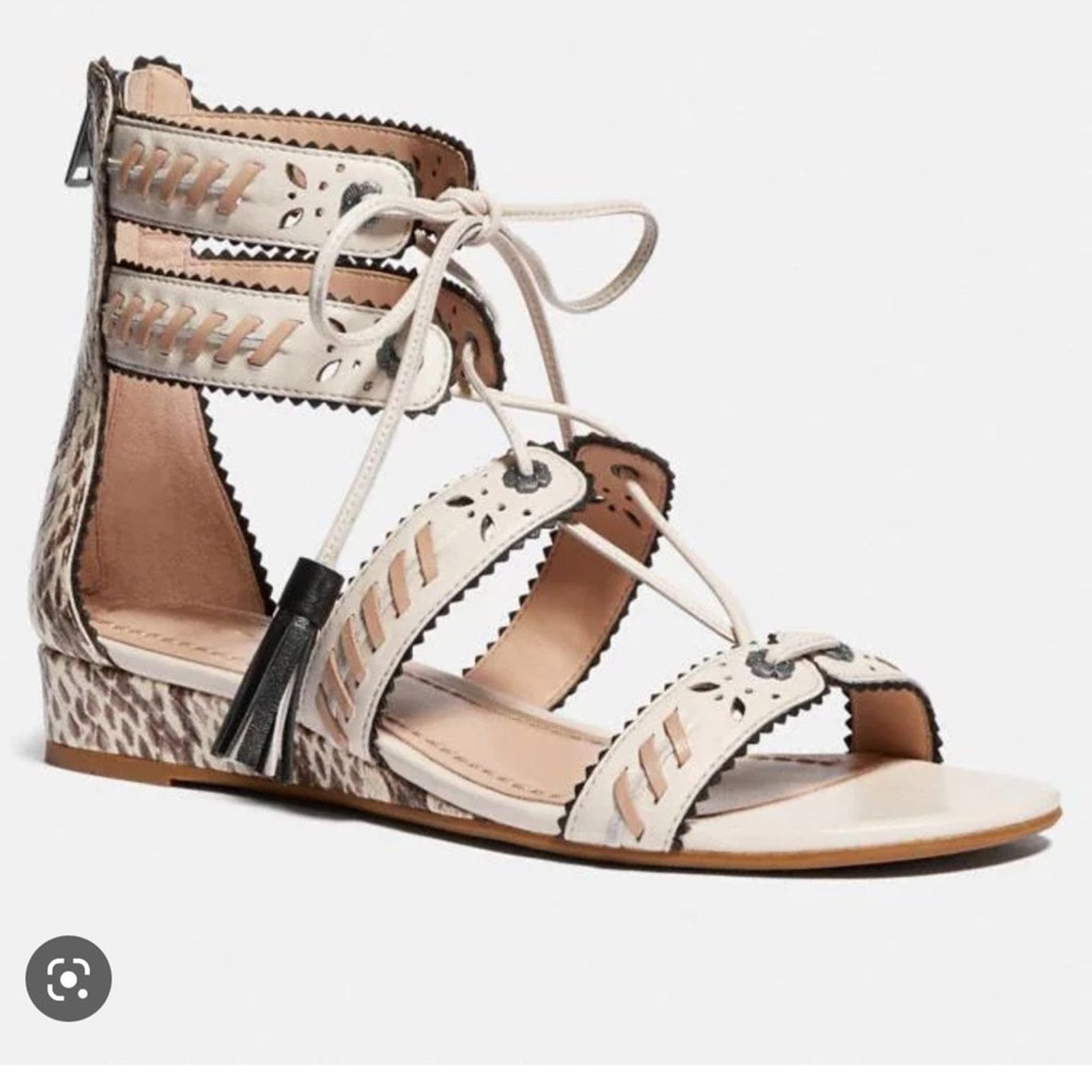 Coach COACH Via Demi Wedge Sandals Chalk NWT in Size 5 Size US 5 / IT 35 - 4 Thumbnail