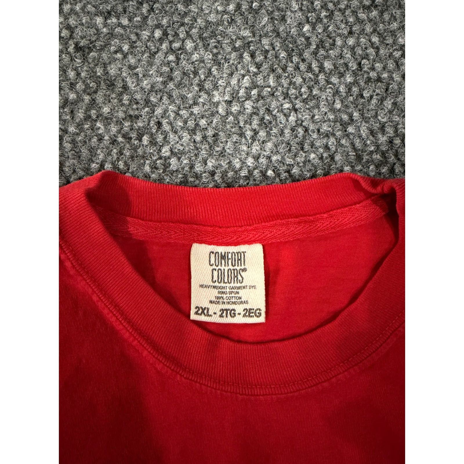 Comfort Colors Comfort Colors T-Shirt Mens 2XL Red Graphic Mickey Casual Shirt Mens Size US XXL / EU 58 / 5 - 6 Thumbnail