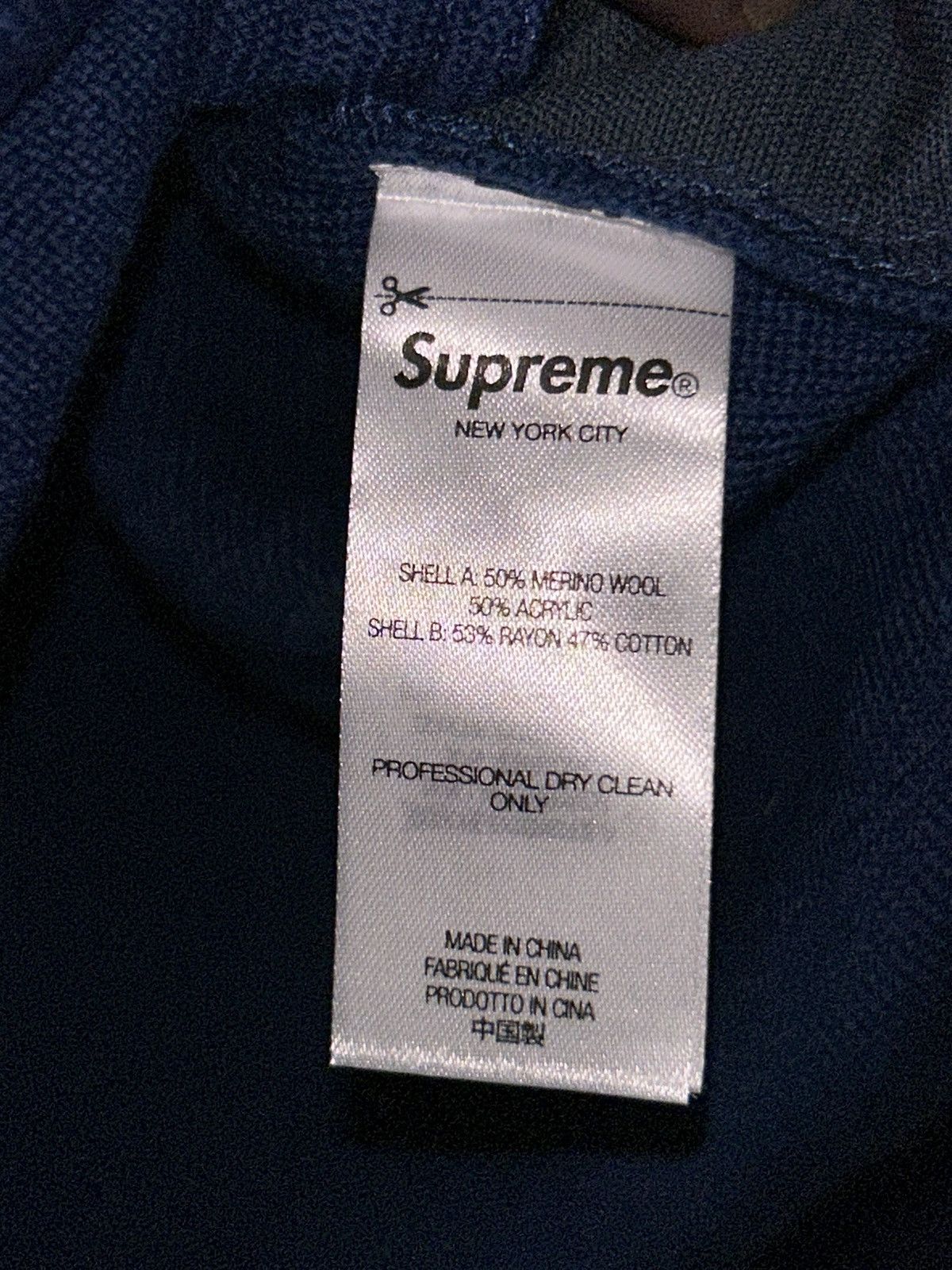 Supreme Supreme Faux Fur Zip Up Cardigan Blue FW22 size XL NEW NWT Size US XL / EU 56 / 4 - 6 Thumbnail