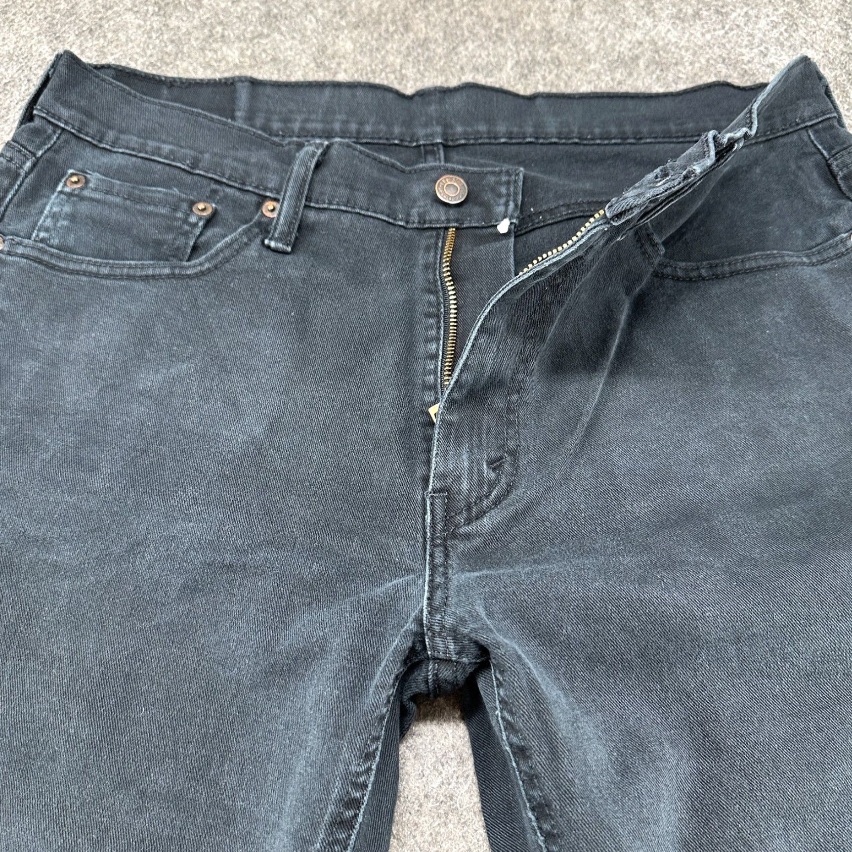 Levi's Levi's 541 Jeans Men 33x32 Black Tapered Leg Athletic Fit Dark Faded Wash Stretch Size US 33 - 2 Thumbnail