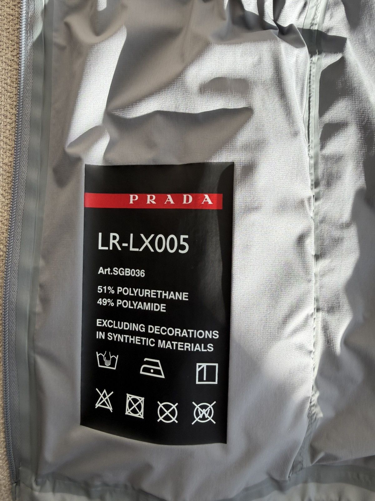 Prada Prada Linea Rossa Nylon Vest Grey Size US M / EU 48-50 / 2 - 3 Thumbnail