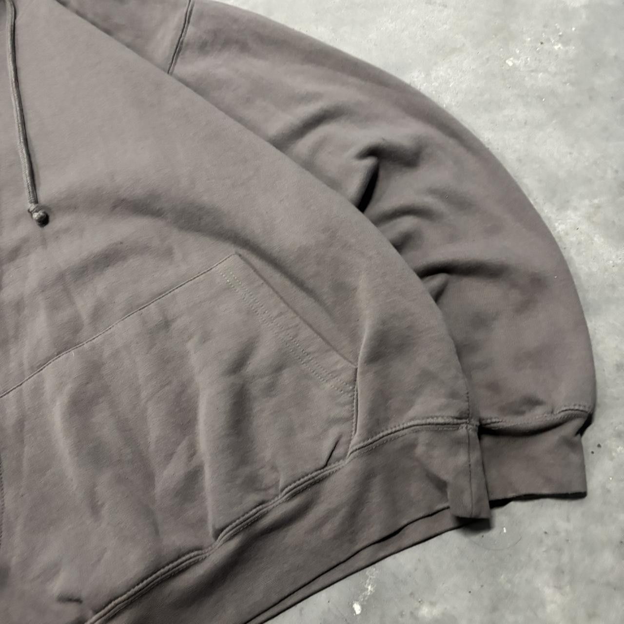Japanese Brand × Vintage Crazy Vintage Y2K/2000s Faded Grey Blank Russell Style Essential Hoodie! Size US M / EU 48-50 / 2 - 4 Thumbnail