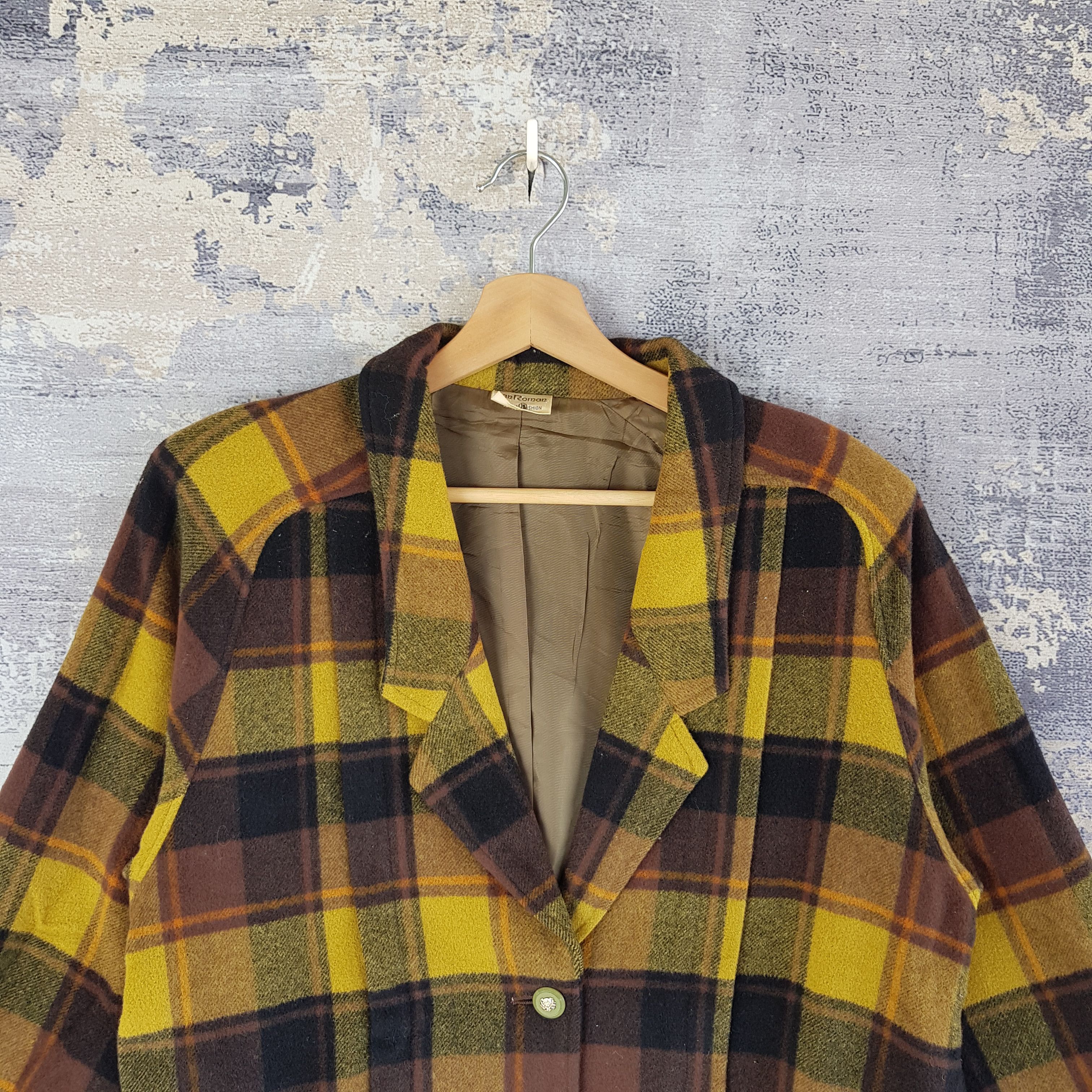 Japanese Brand Vintage 90s SanRoman Japanese Retro Plaid Tartan Coat Jacket Size M / US 6-8 / IT 42-44 - 2 Thumbnail
