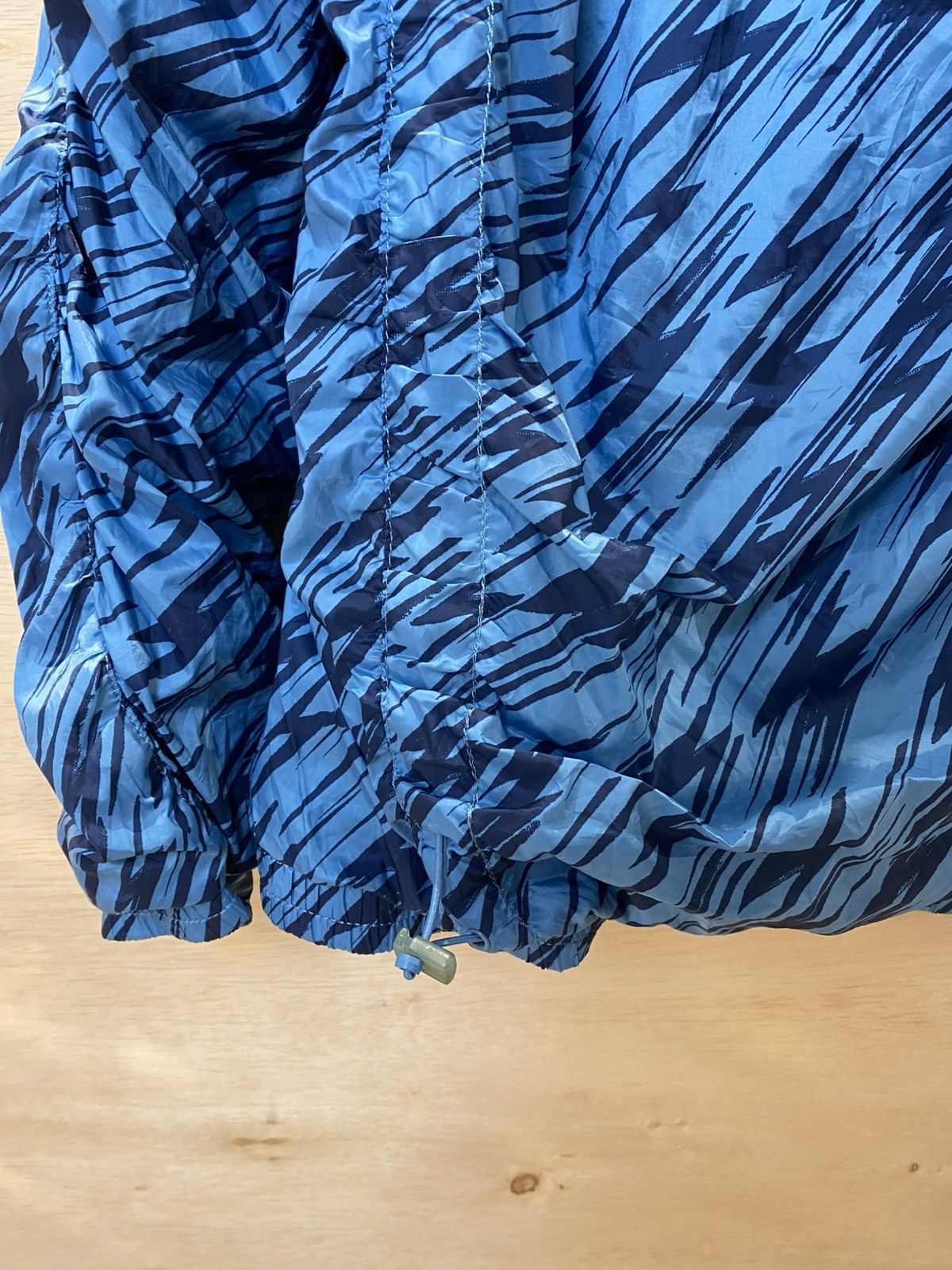 Adidas × Stella McCartney Stella McCartney Printed Performance Jacket M Size M / US 6-8 / IT 42-44 - 3 Thumbnail