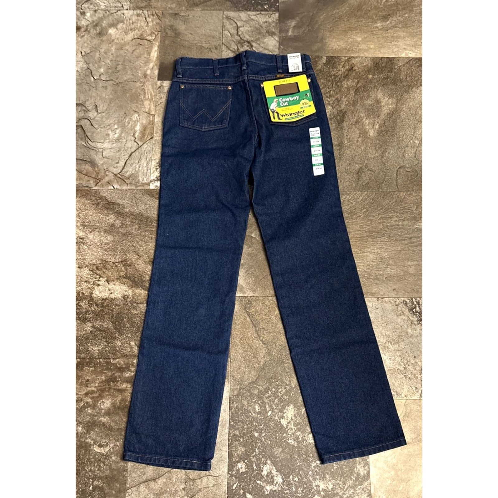 Wrangler VINTAGE Wrangler 31x34 Cowboy Cut Slim Fit Jeans Mens 100% Cotton Denim NWT Wrangler Cowboy Cut Blue 5-Pocket Rise 11.5" Belt Loops Nicaragua Size US 31 - 4 Thumbnail