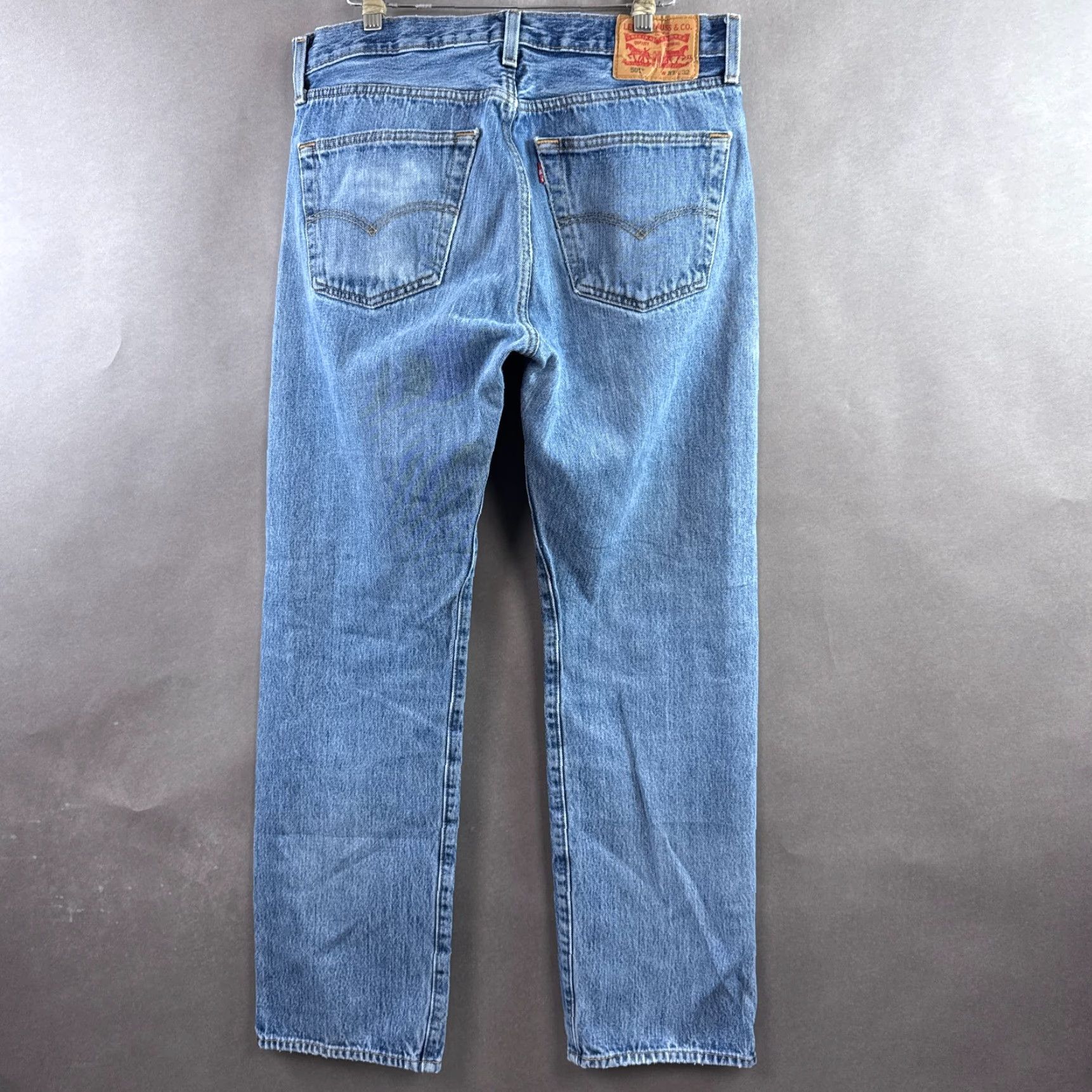 Levi's Levi's 501 Jeans Men Blue Denim Button Fly Pant 34x30 Distressed Faded Vintage? (Tag33x32) Size US 33 - 4 Thumbnail