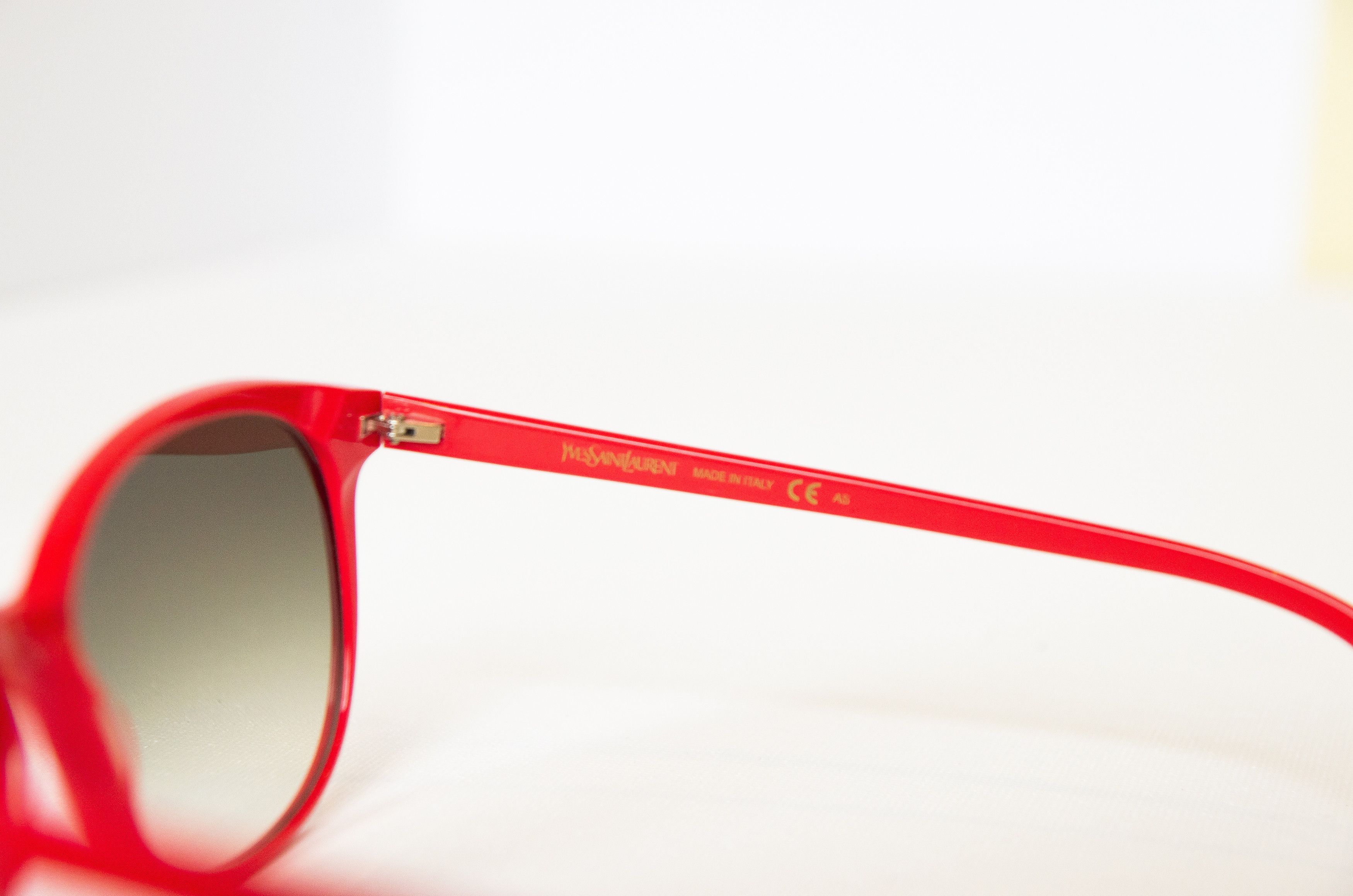 Yves Saint Laurent Vintage Saint Laurent Sunglasses Size ONE SIZE - 5 Thumbnail