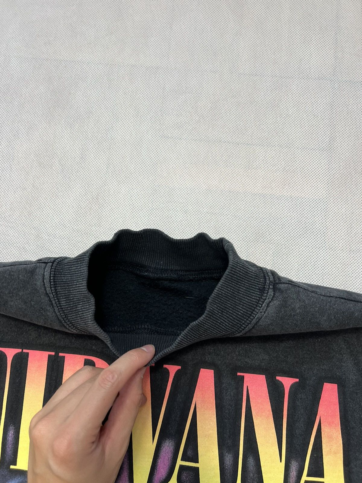 Band Tees × Nirvana Sweatshirt Nirvana Unplugged In New York print great Size US L / EU 52-54 / 3 - 5 Thumbnail