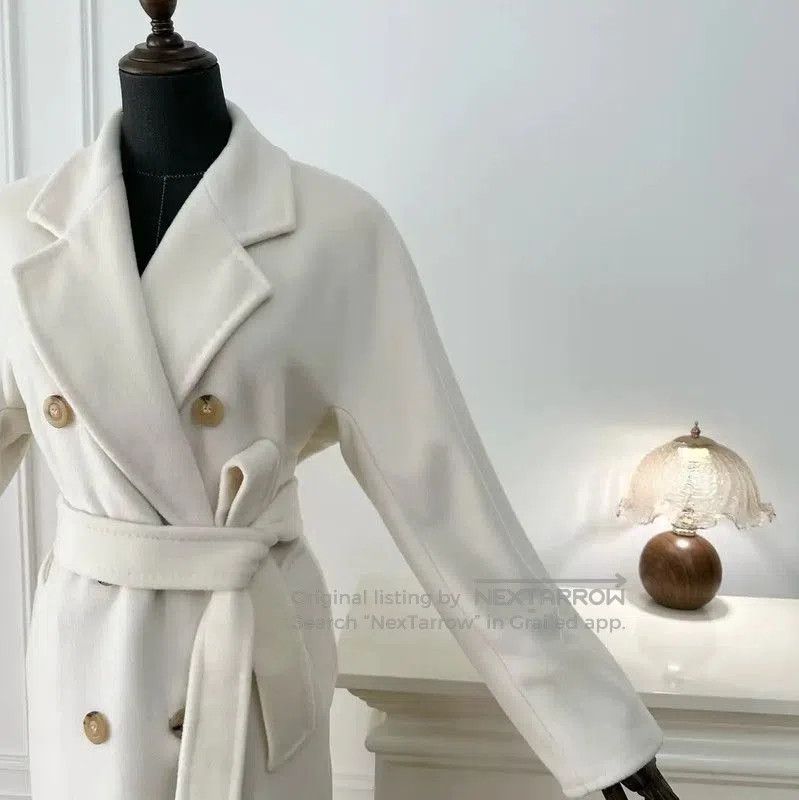 Max Mara MaxMara Women's White Coat with Belt . Size M / US 6-8 / IT 42-44 - 5 Thumbnail