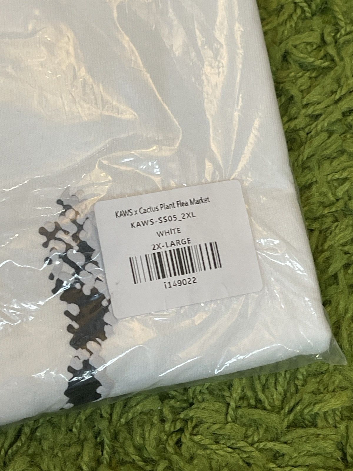 Kaws Kaws x Cactus Plant Flea Market Tee Size 2XL Size US XXL / EU 58 / 5 - 2 Thumbnail