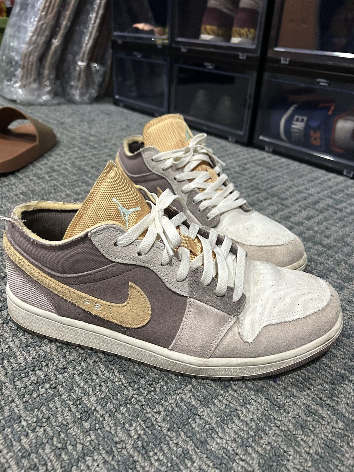 Jordan Brand × Nike Jordan 1 low SE craft Size US 10 / EU 43 - 1 Thumbnail