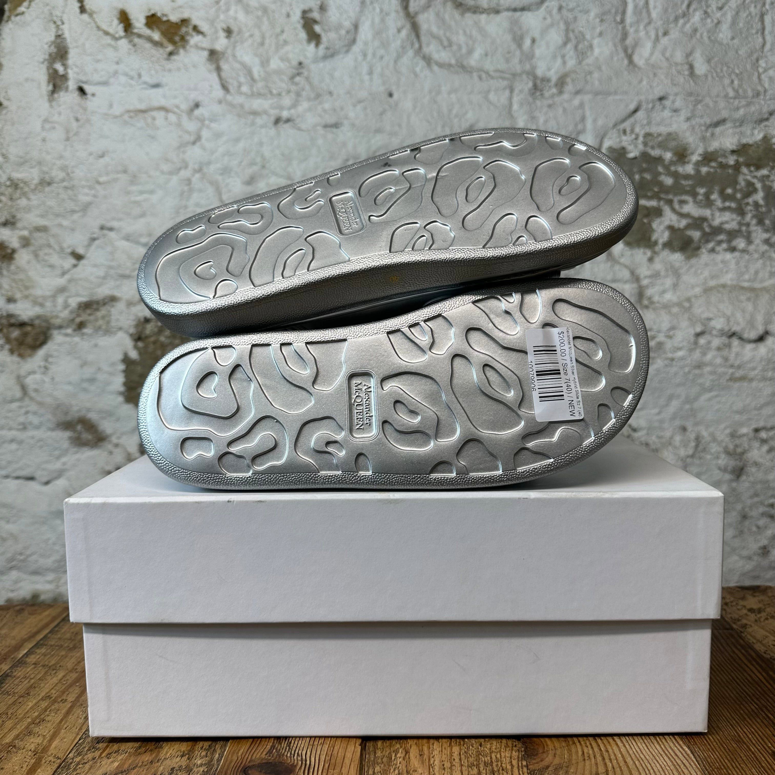 Alexander McQueen Alexander McQueen Silver Hybrid Slide Sz 7 (40) DS Size US 7 / EU 40 - 4 Thumbnail