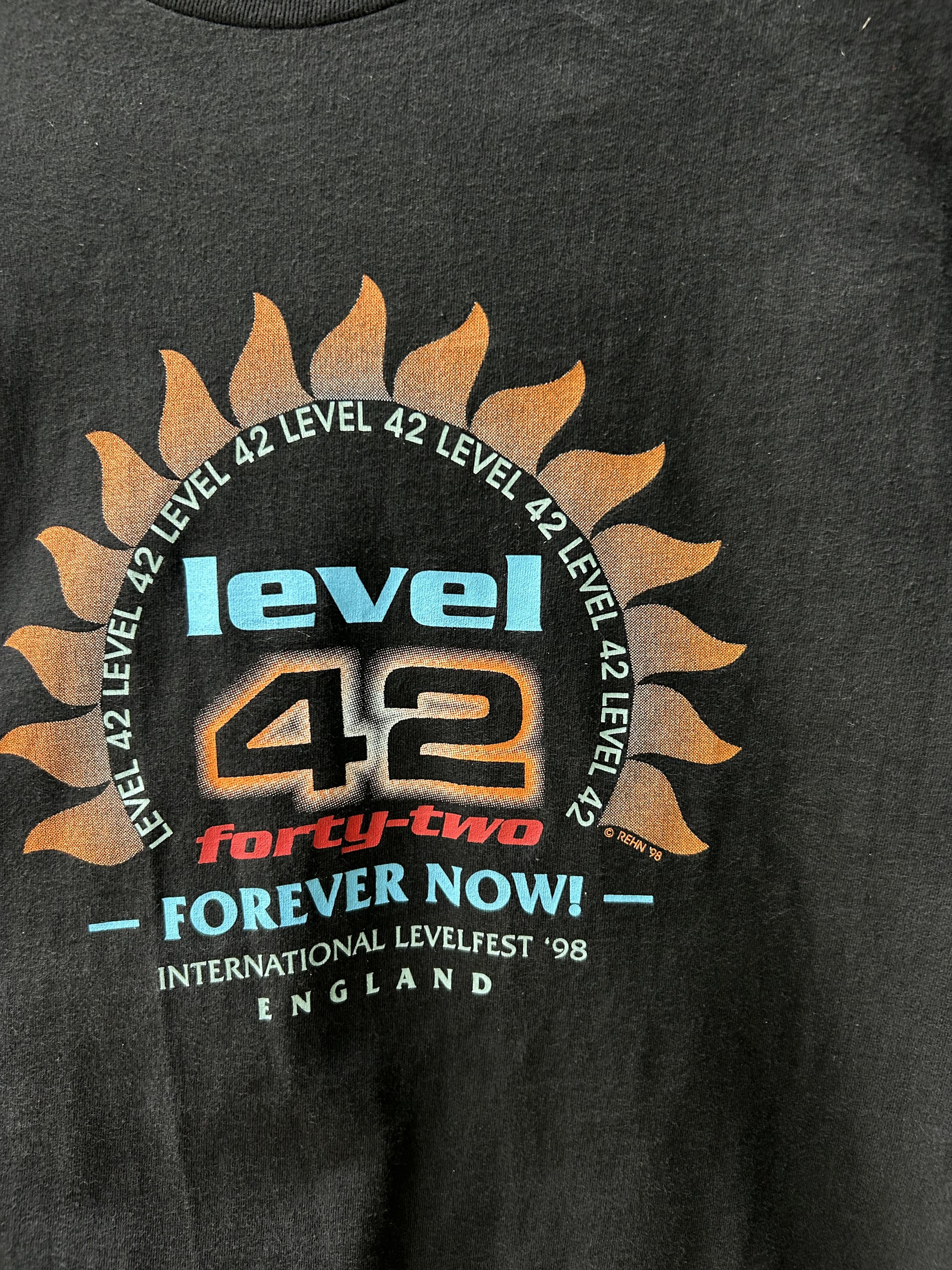 Band Tees Vintage 1998 Level 42 Rock Band Tour T-shirt Size US XL / EU 56 / 4 - 8 Thumbnail