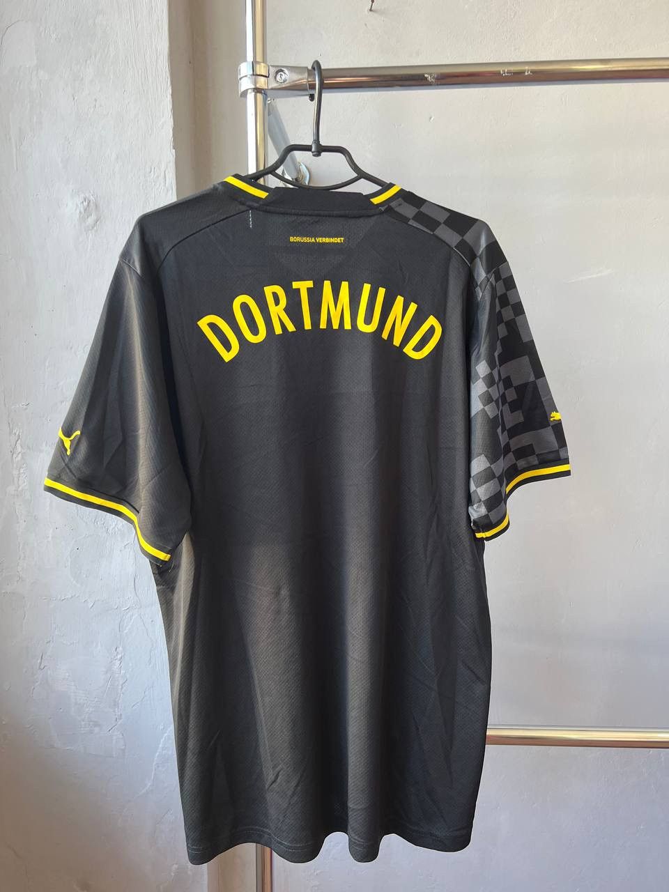 Puma 2022/23 BORUSSIA DORTMUND AWAY SOCCER JERSEY FOOTBALL SHIRT Size US XXL / EU 58 / 5 - 10 Thumbnail
