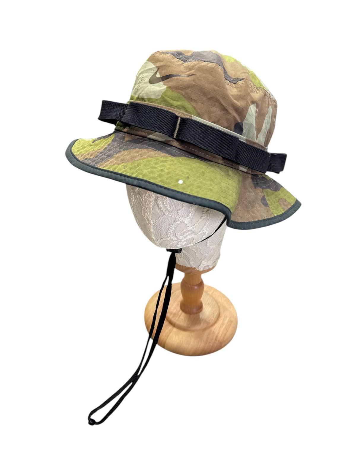 Nike × Vintage VINTAGE Y2K NIKE CAMOUFLAGE PATTERN BUCKET HAT SIZE 58cm Size ONE SIZE - 2 Thumbnail