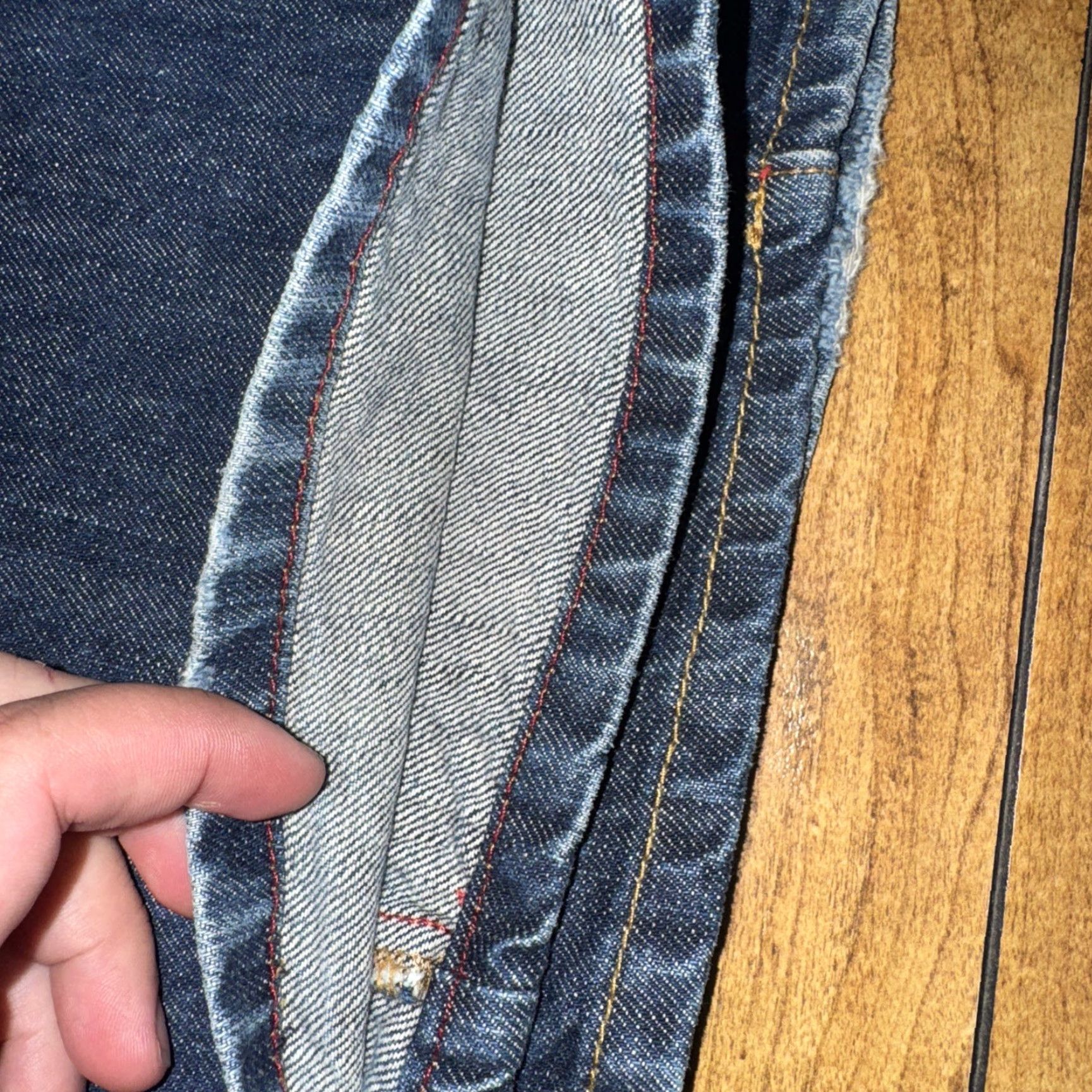 Old Navy Old Navy Jeans Red Line Raw Denim 32x30 Men Regular Denim Lined Straight Color Red Size 32 30 Straight-Line Jeans Size US 32 / EU 48 - 3 Thumbnail