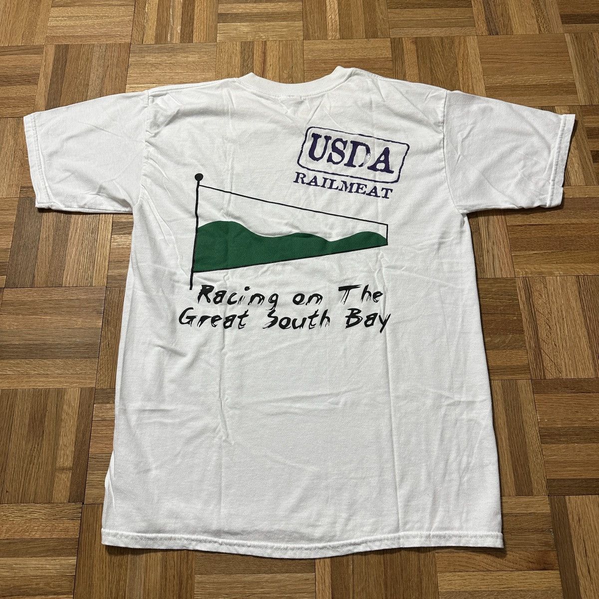 Gildan Vintage South Bay Cruising Club tee Size US L / EU 52-54 / 3 - 1 Thumbnail