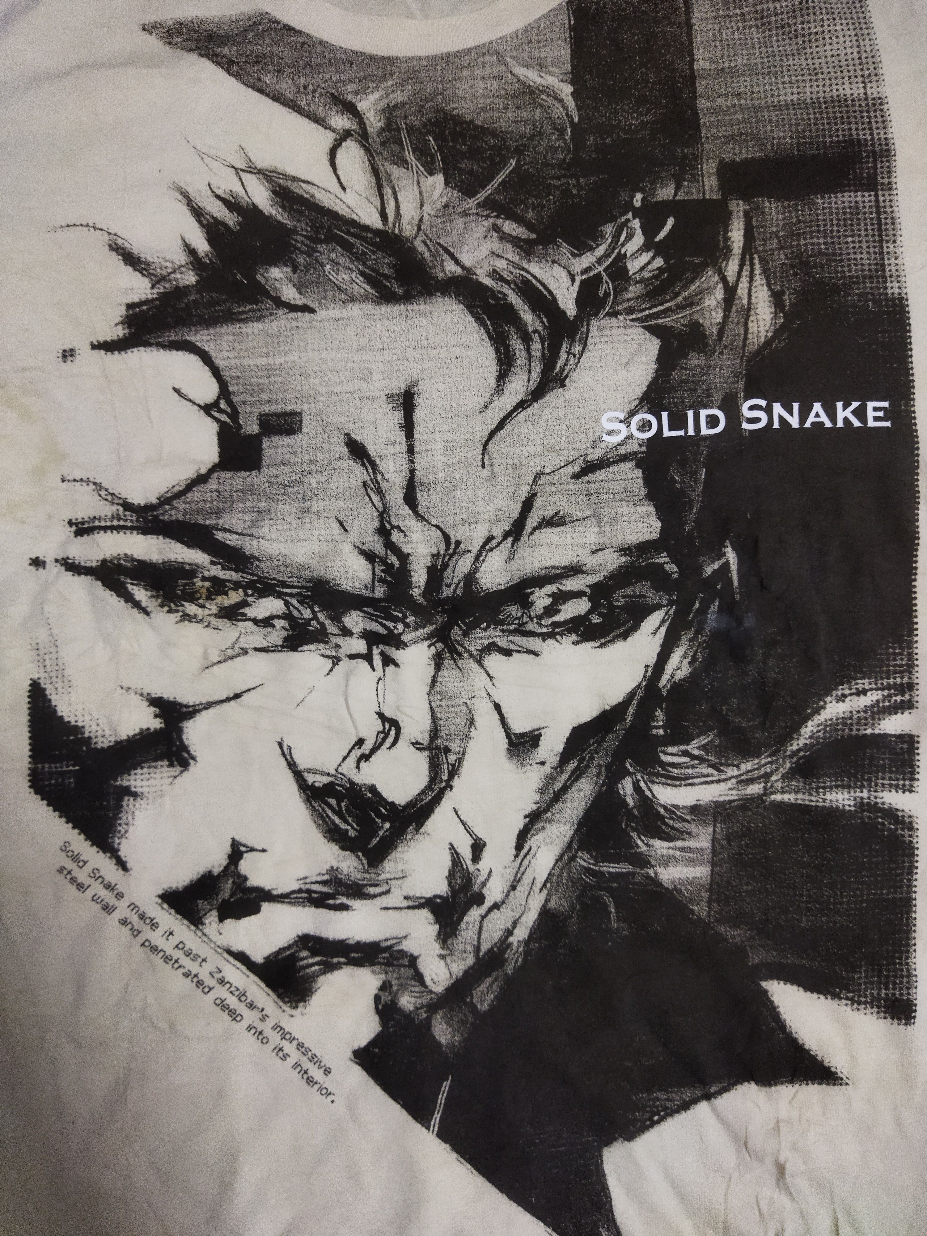 Anime × The Game × Uniqlo Uniqlo X Metal Gear Solid Snake Tee Size US XL / EU 56 / 4 - 2 Thumbnail