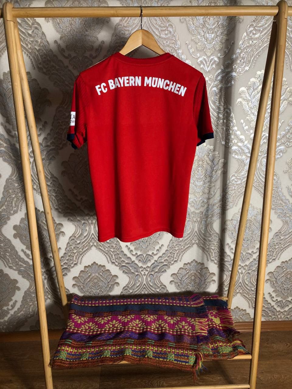 Vintage ADIDAS FC BAYERN MUNCHEN GERMANY SOCCER JERSEY RETRO Y2K 90s Size US S / EU 44-46 / 1 - 7 Thumbnail