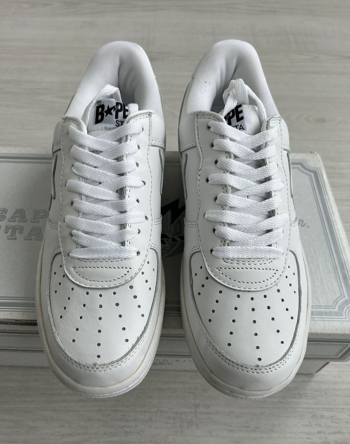 Bape RARE OG 2007 A BATHING APE WHITE BAPESTA Size US 9.5 / EU 42-43 - 2 Thumbnail