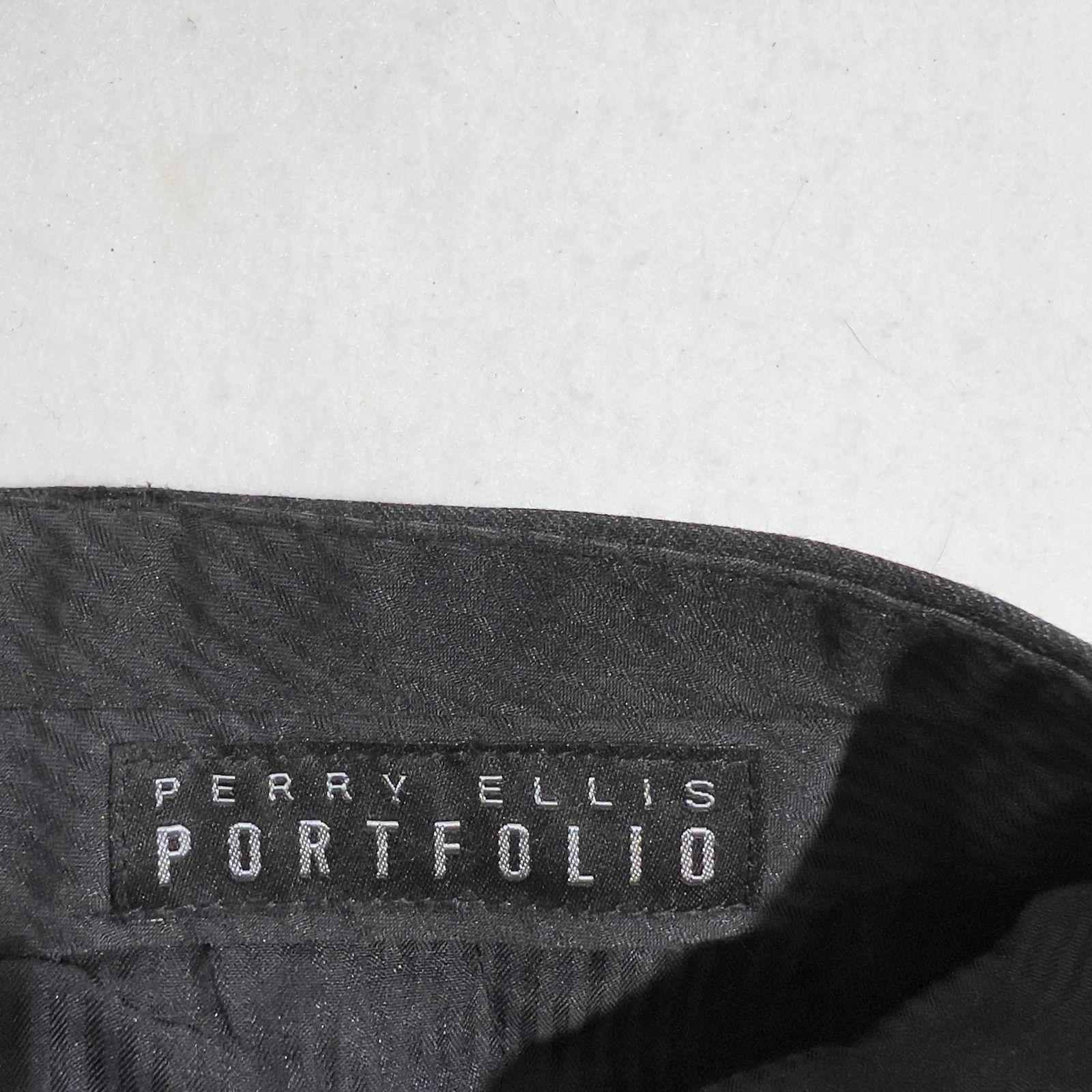 Perry Ellis Perry Ellis Portfolio 100% Wool Pant Men 38S W x 30L Size US 38 / EU 54 - 2 Thumbnail